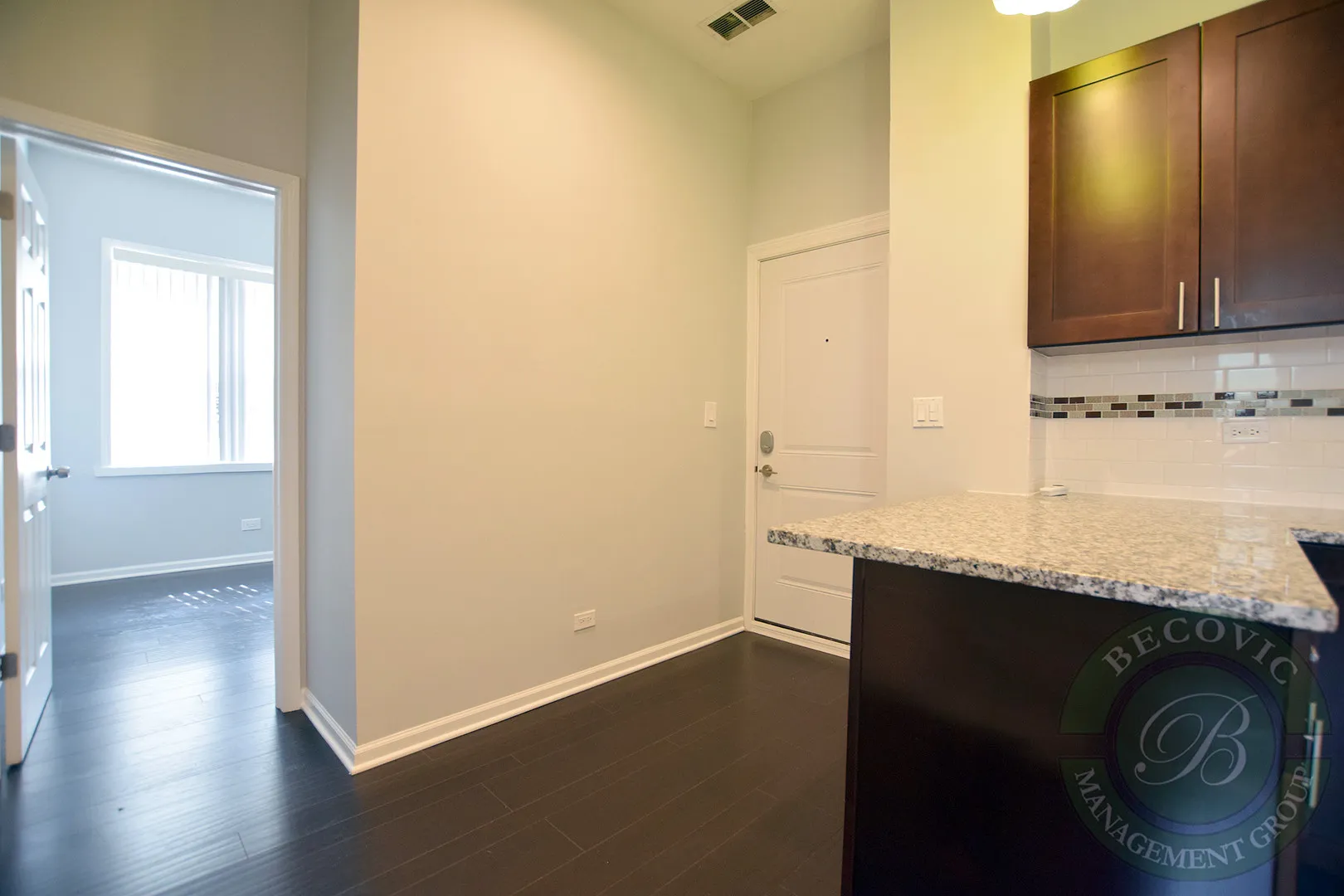 5860 N Kenmore Ave, ,  60660, USA 60660-unit#103-Chicago-IL