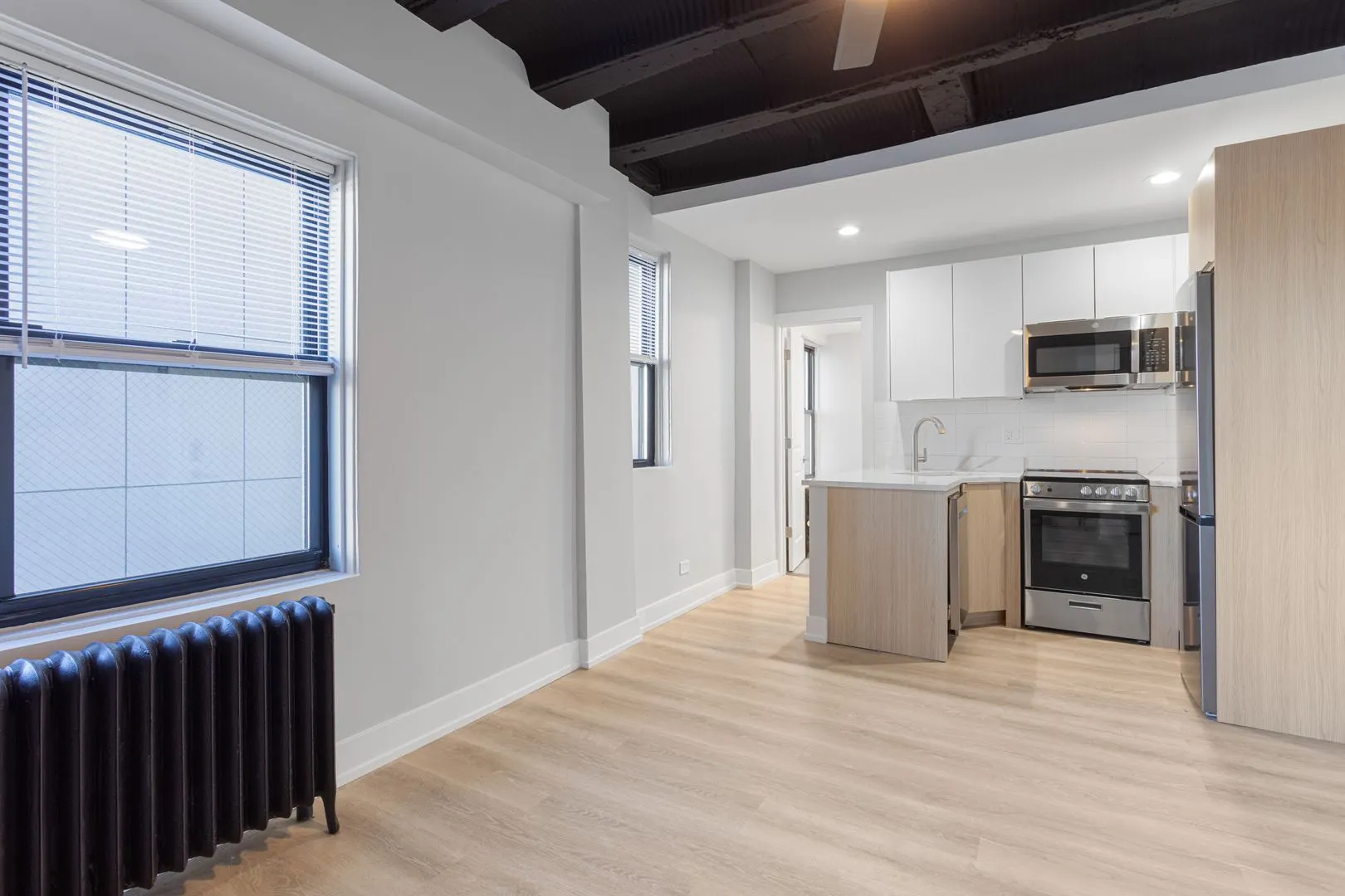 6026 N Winthrop Ave, ,  60660, USA 60660-unit#4B-Chicago-IL