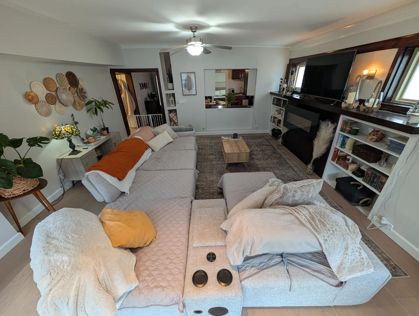 2501 N Drake Ave, ,  60647, USA 60647-unit#1-Chicago-IL