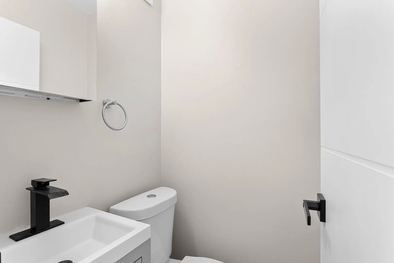 6166 N Sheridan Rd, ,  60660, USA 60660-unit#28A-Chicago-IL