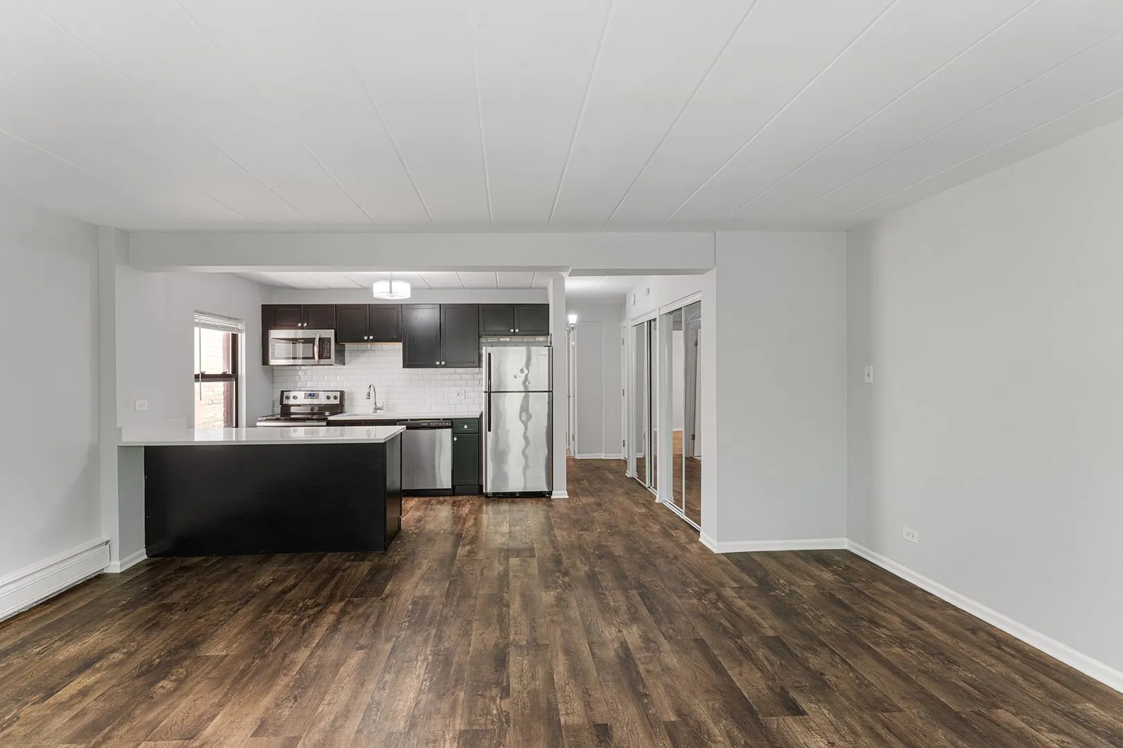6007 N Kenmore Ave, , 60660, USA 60660-unit#405-Chicago-IL