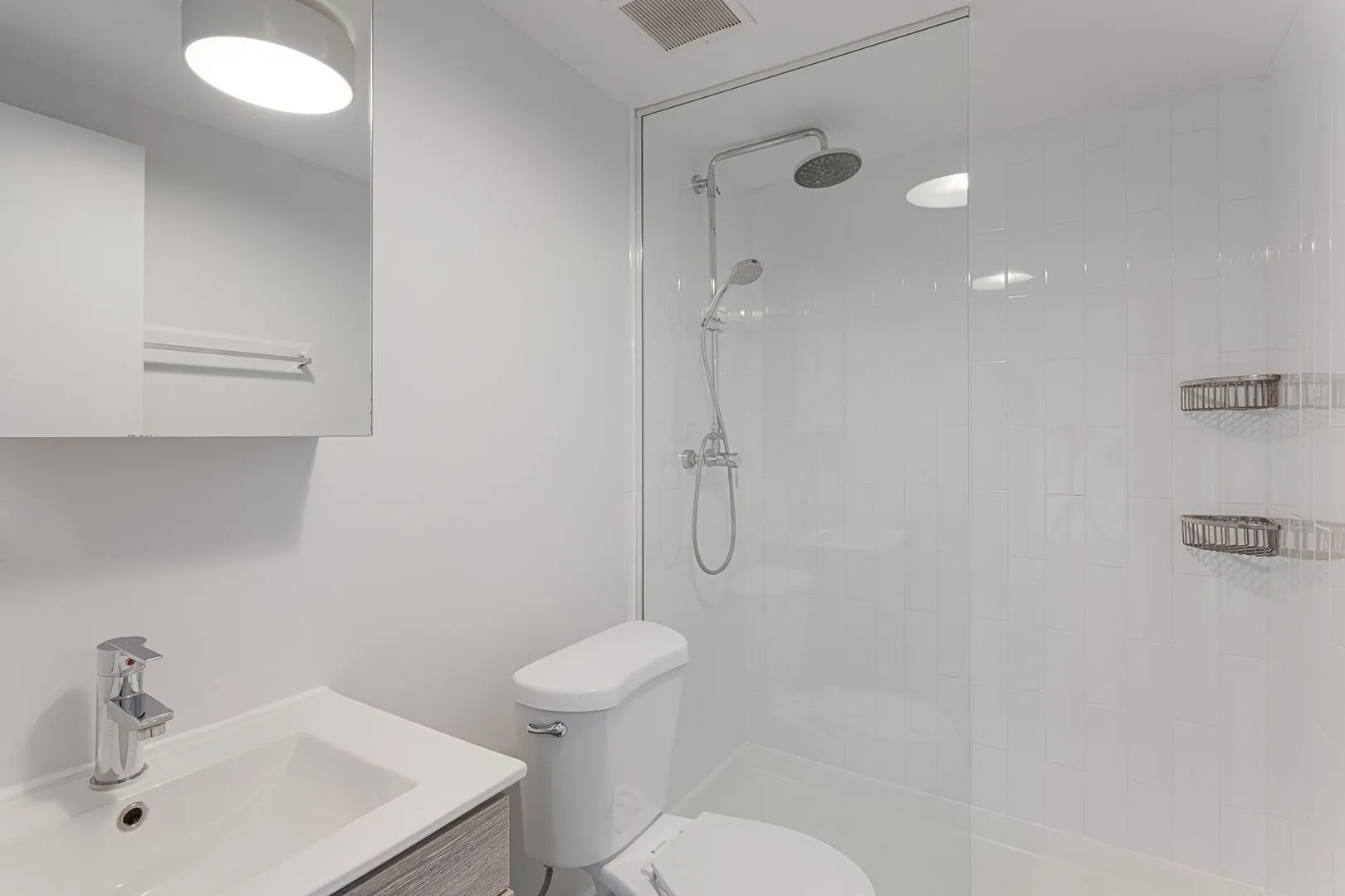 5718 N Winthrop Ave, , 60660, USA 60660-unit#402-Chicago-IL