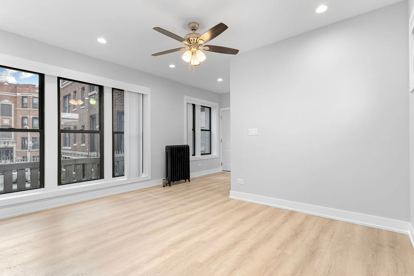 1651 W Jonquil Terrace, ,  60626, USA 60626-unit#17-Chicago-IL