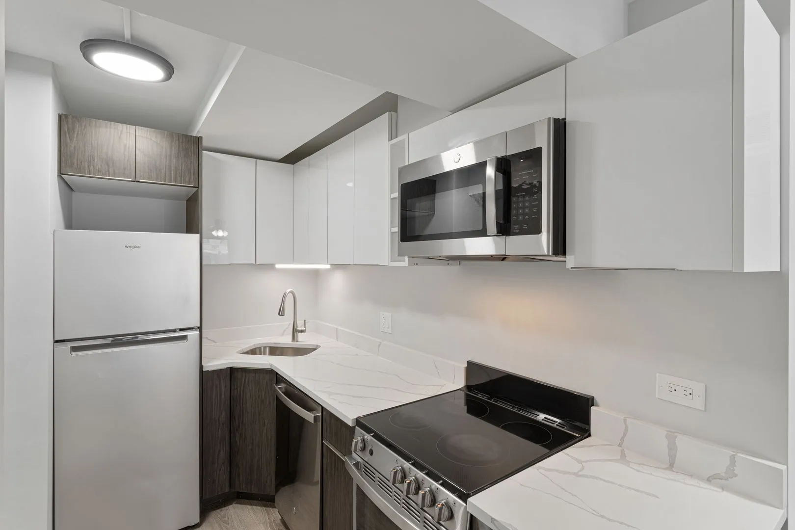 6007 N Kenmore Ave, , 60660, USA 60660-unit#104-Chicago-IL