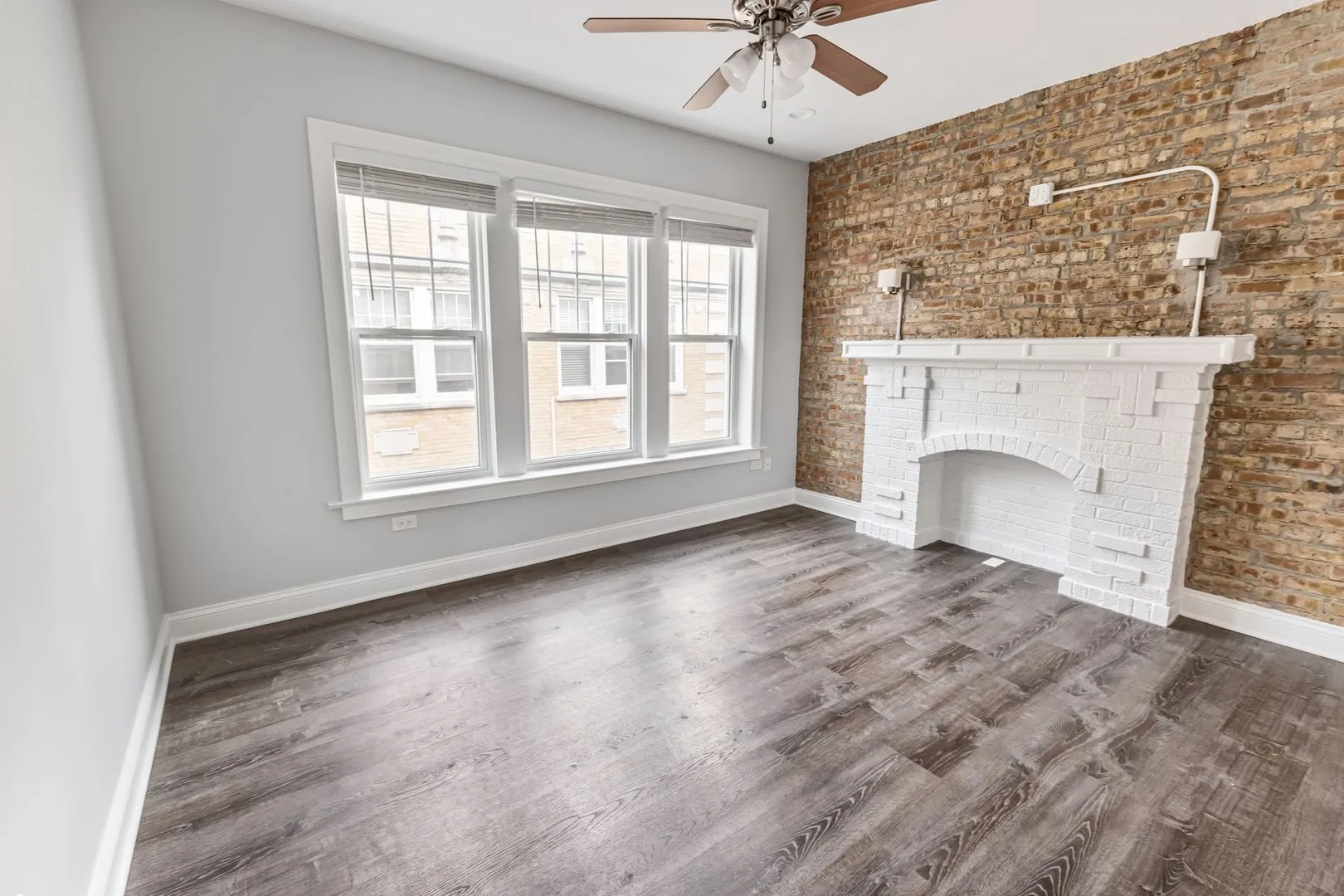 1112 W Glenlake Ave, ,  60660, USA 60660-unit#3RD FLOOR-Chicago-IL