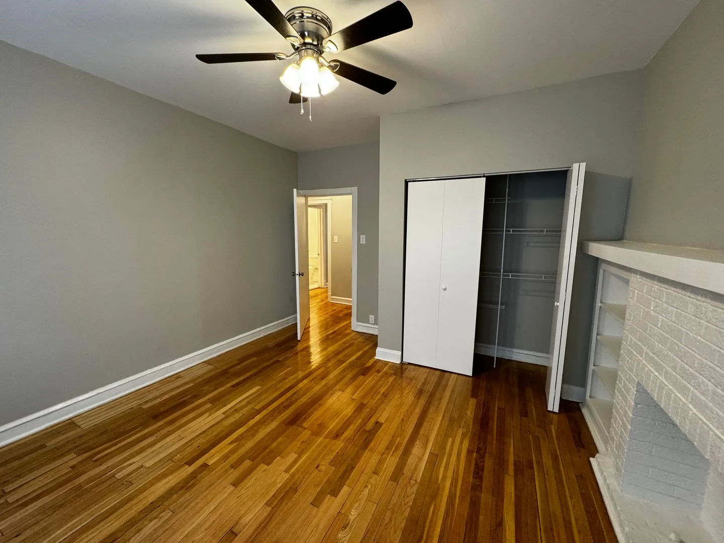 4906 N St Louis Ave, ,  60625, USA 60625-unit#2E-Chicago-IL