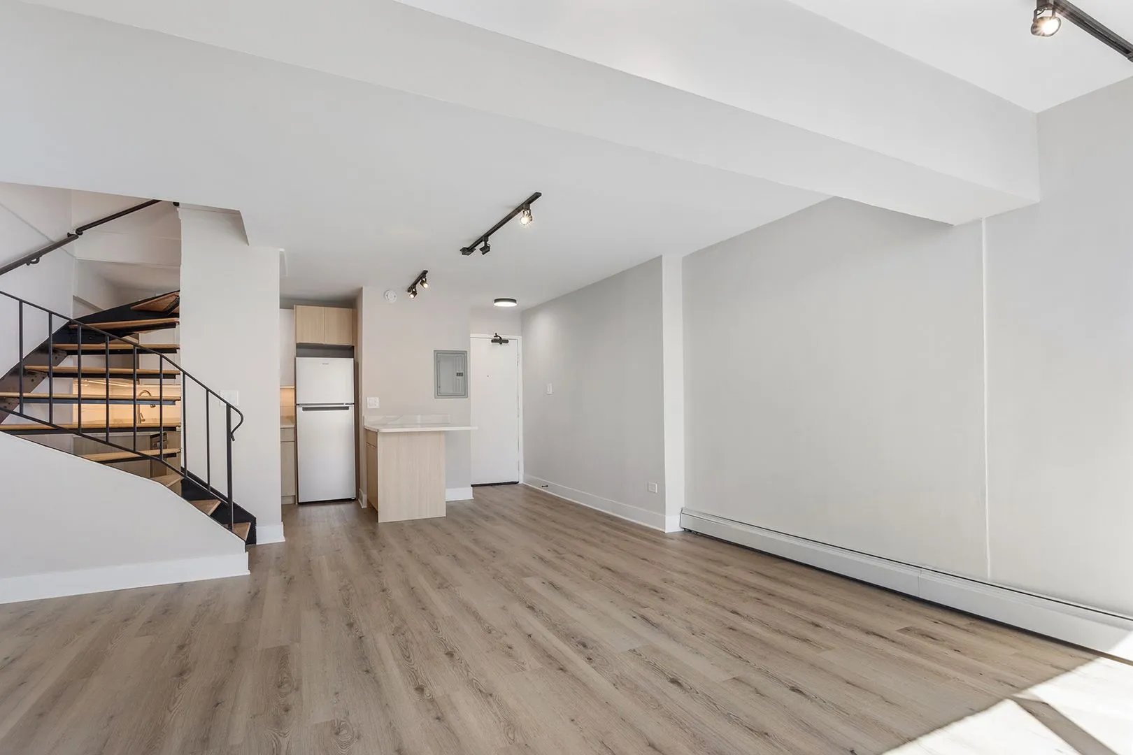 6166 N Sheridan Rd, ,  60660, USA 60660-unit#18F-Chicago-IL