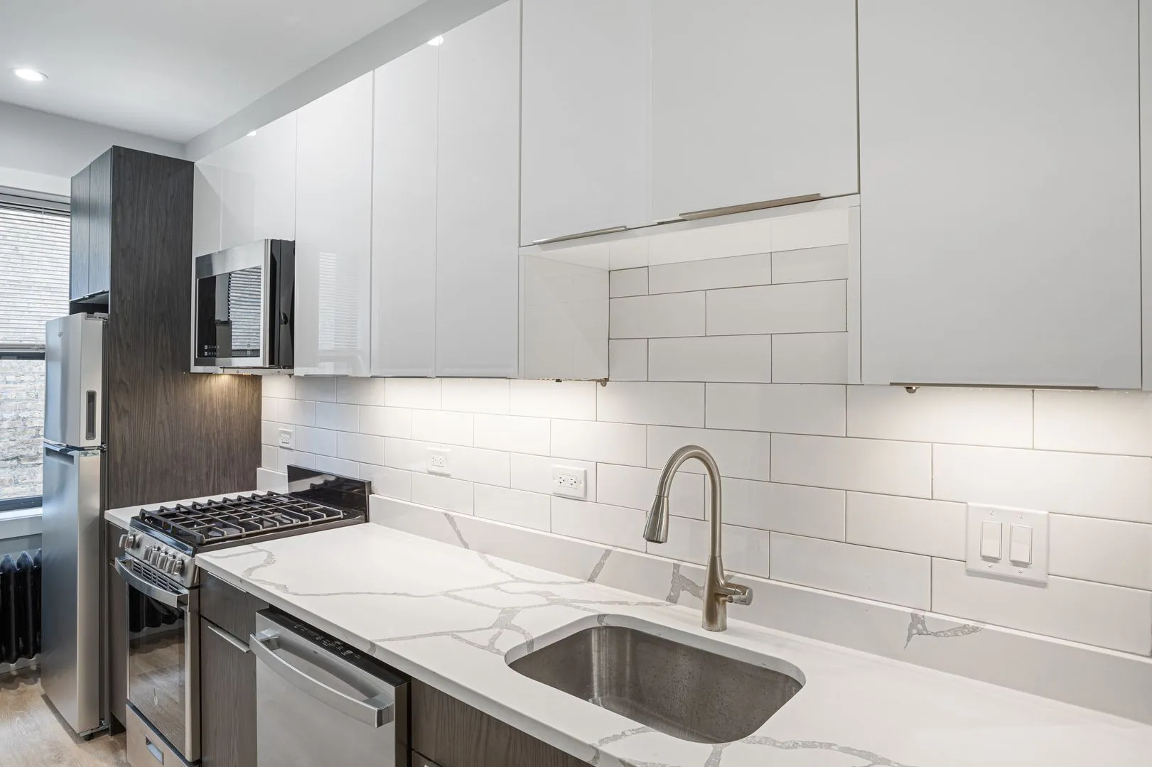 7503 N Eastlake Terrace, ,  60626, USA 60626-unit#2-Chicago-IL