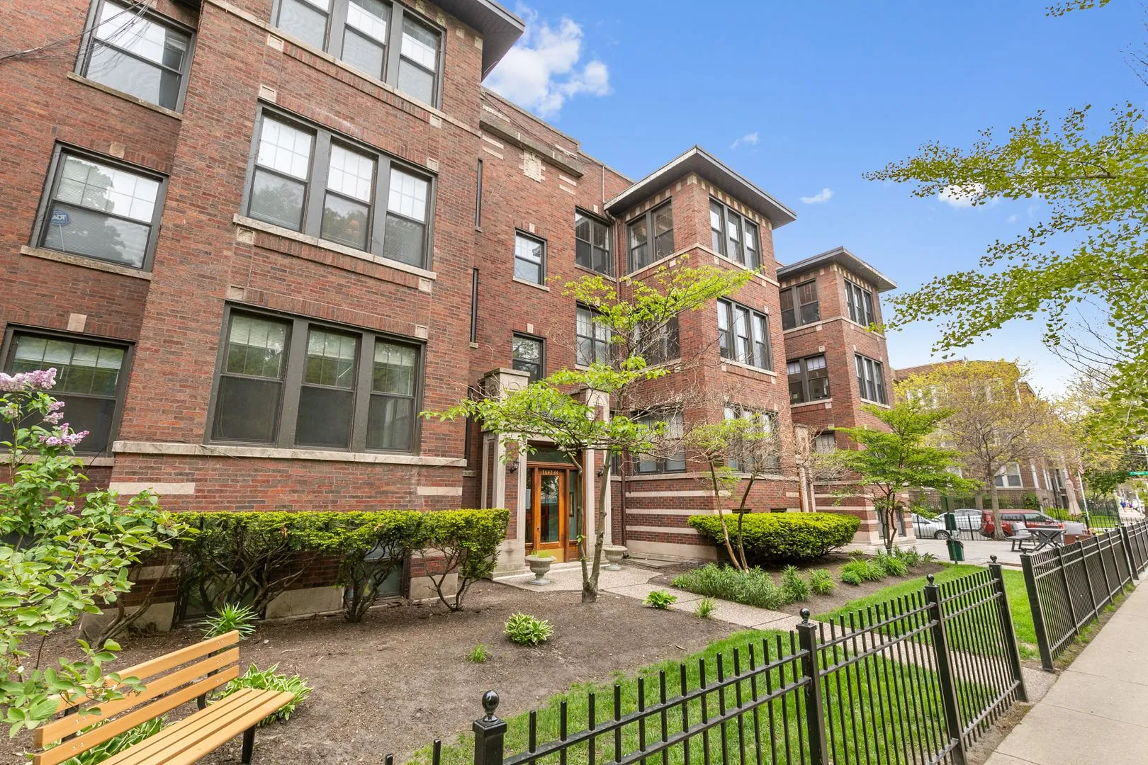 7663 N Rogers Ave, , 60626, USA 60626-unit#2-Chicago-IL