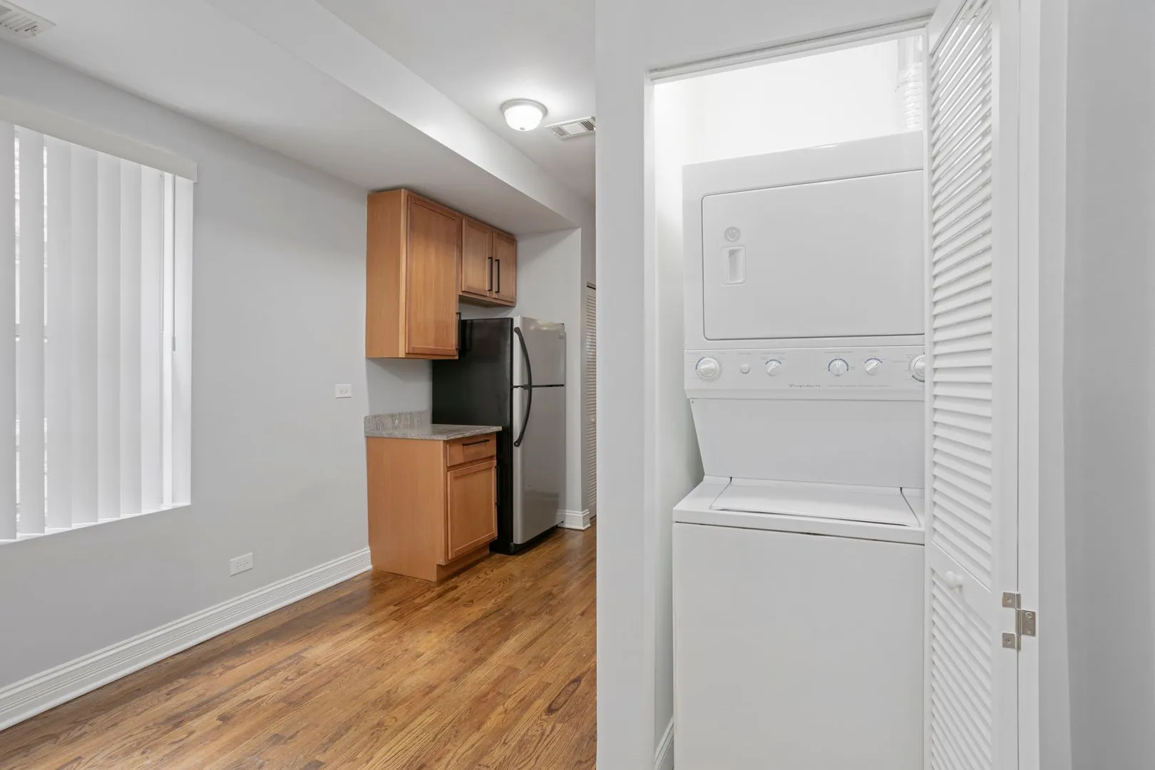 2005 W Jarvis Ave, ,  60645, USA 60645-unit#1-Chicago-IL