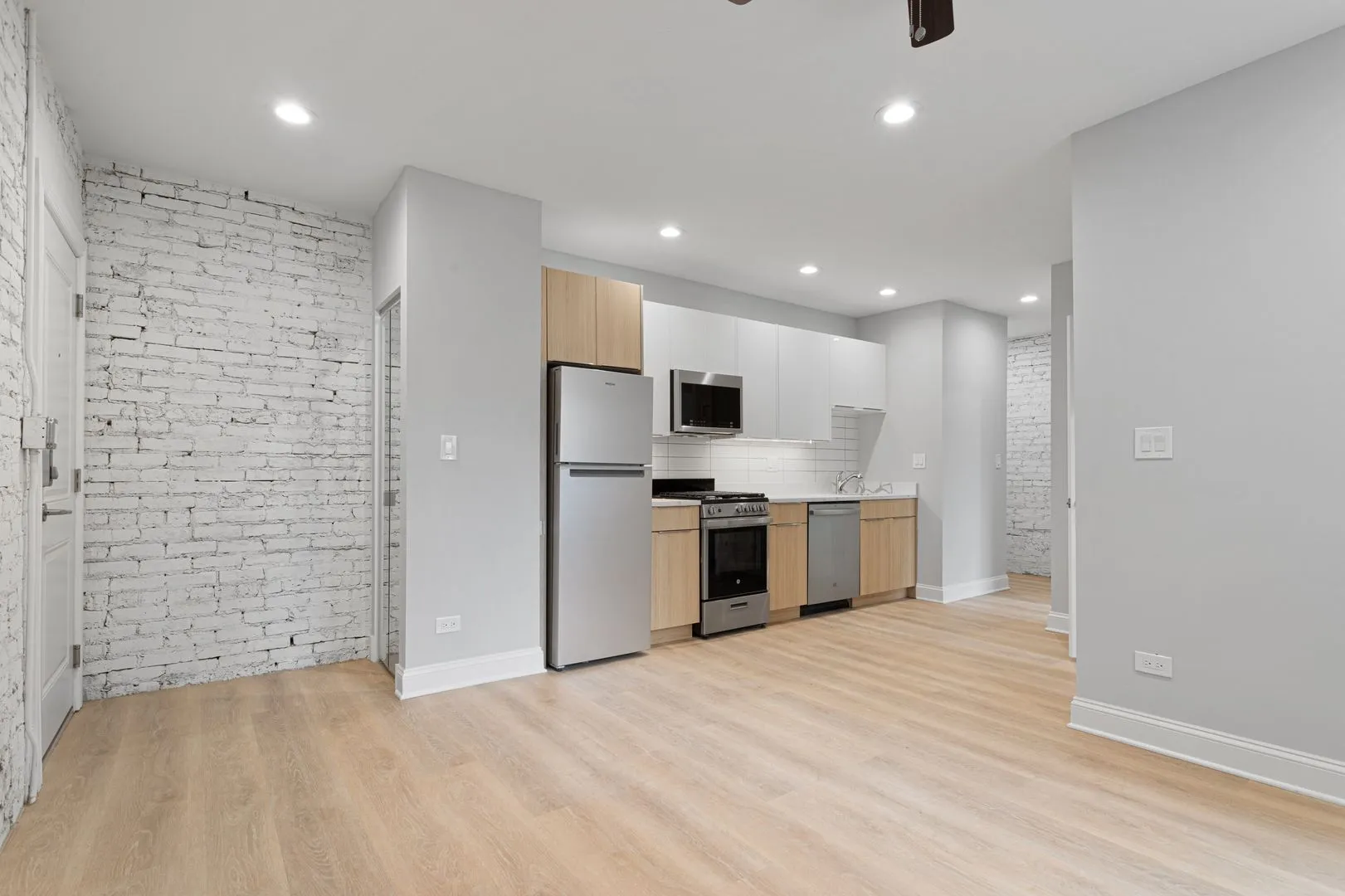 1631 W Chase Ave, ,  60626, USA 60626-unit#1F-Chicago-IL