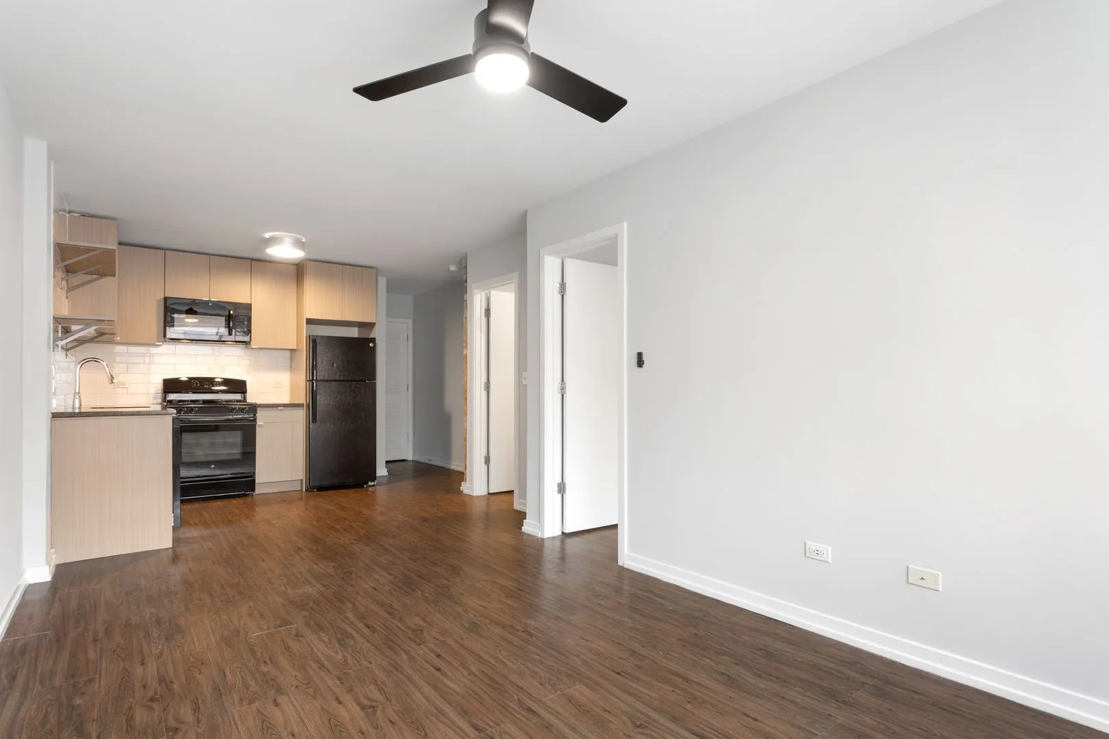 6134 N Kenmore Ave, ,  60660, USA 60660-unit#208-Chicago-IL