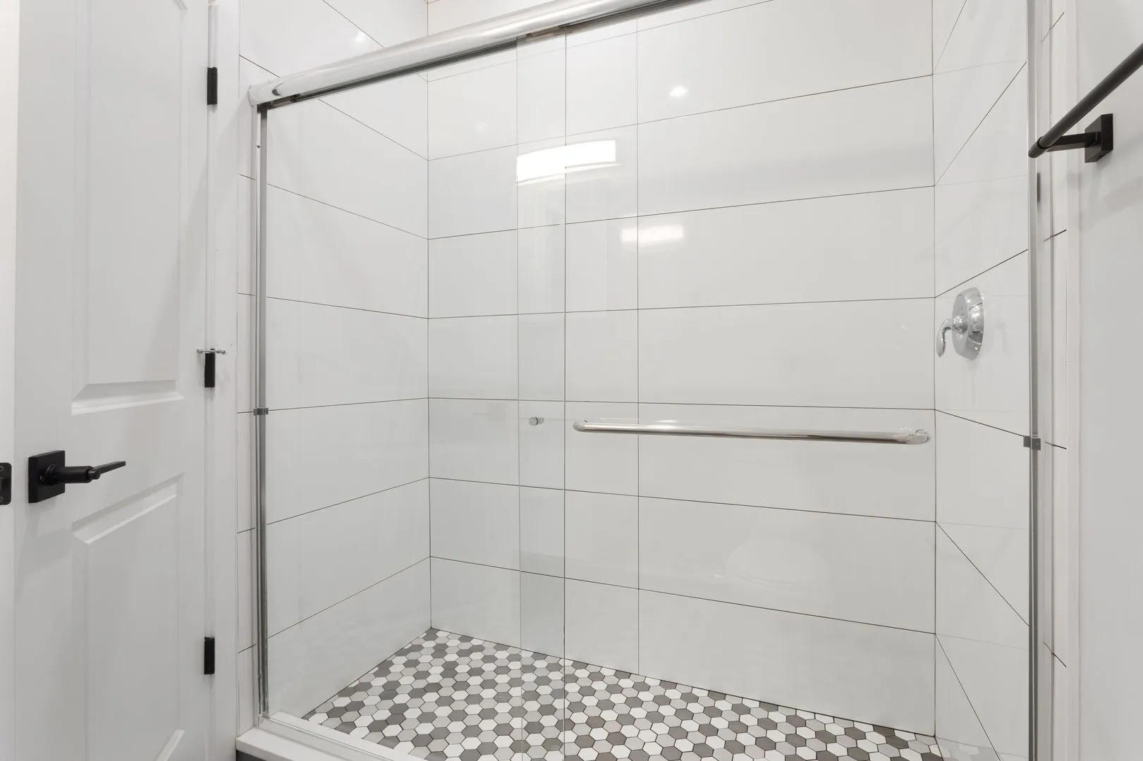 7663 N Rogers Ave, , 60626, USA 60626-unit#3-Chicago-IL