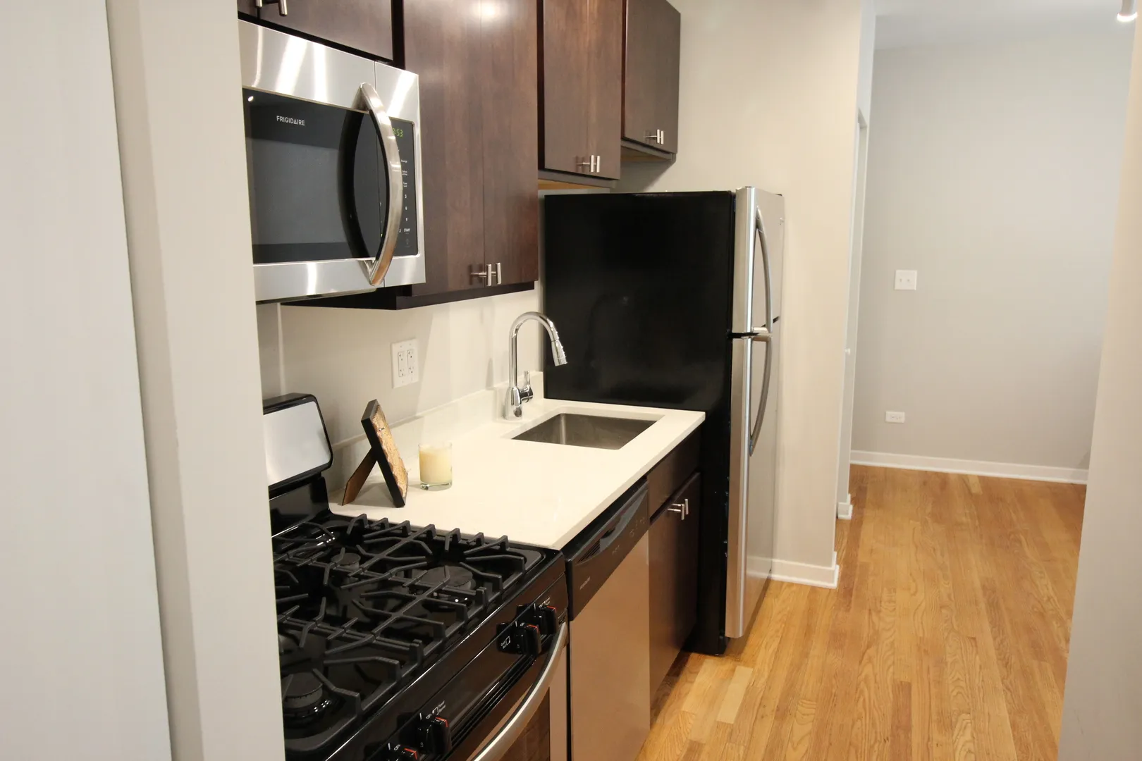 3104 W Sunnyside Ave, , 60625, USA 60625-unit#3F-Chicago-IL