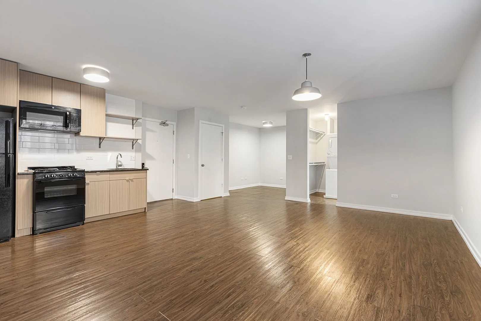 6134 N Kenmore Ave, ,  60660, USA 60660-unit#406-Chicago-IL