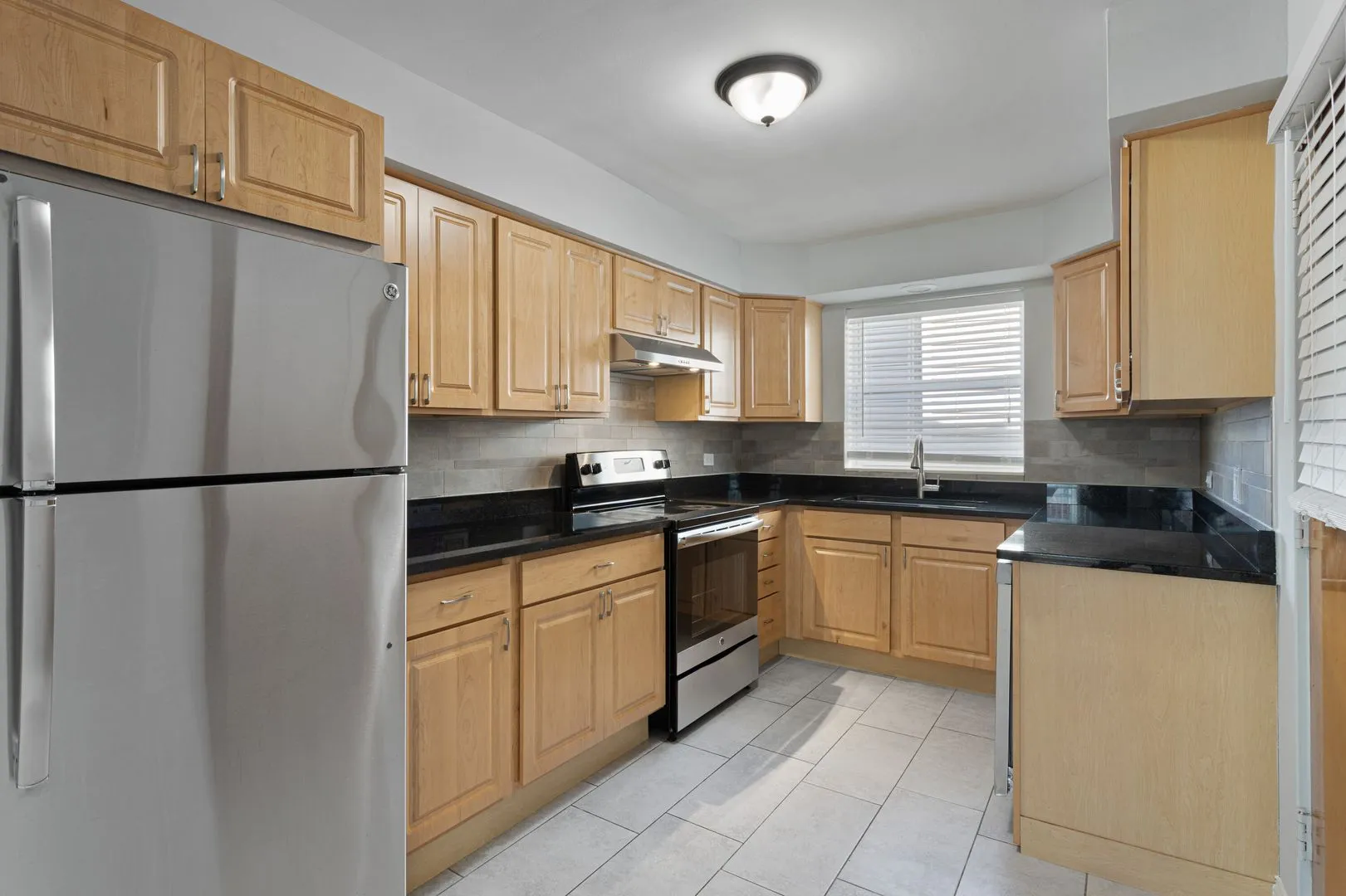 7638 N Eastlake Terrace, , 60626, USA 60626-unit#3W-Chicago-IL