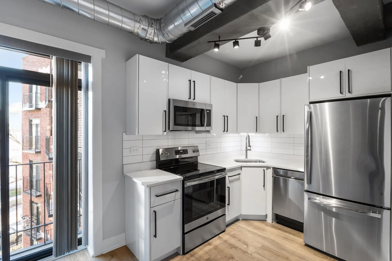 7645 N Sheridan Rd, ,  60626, USA 60626-unit#411-Chicago-IL