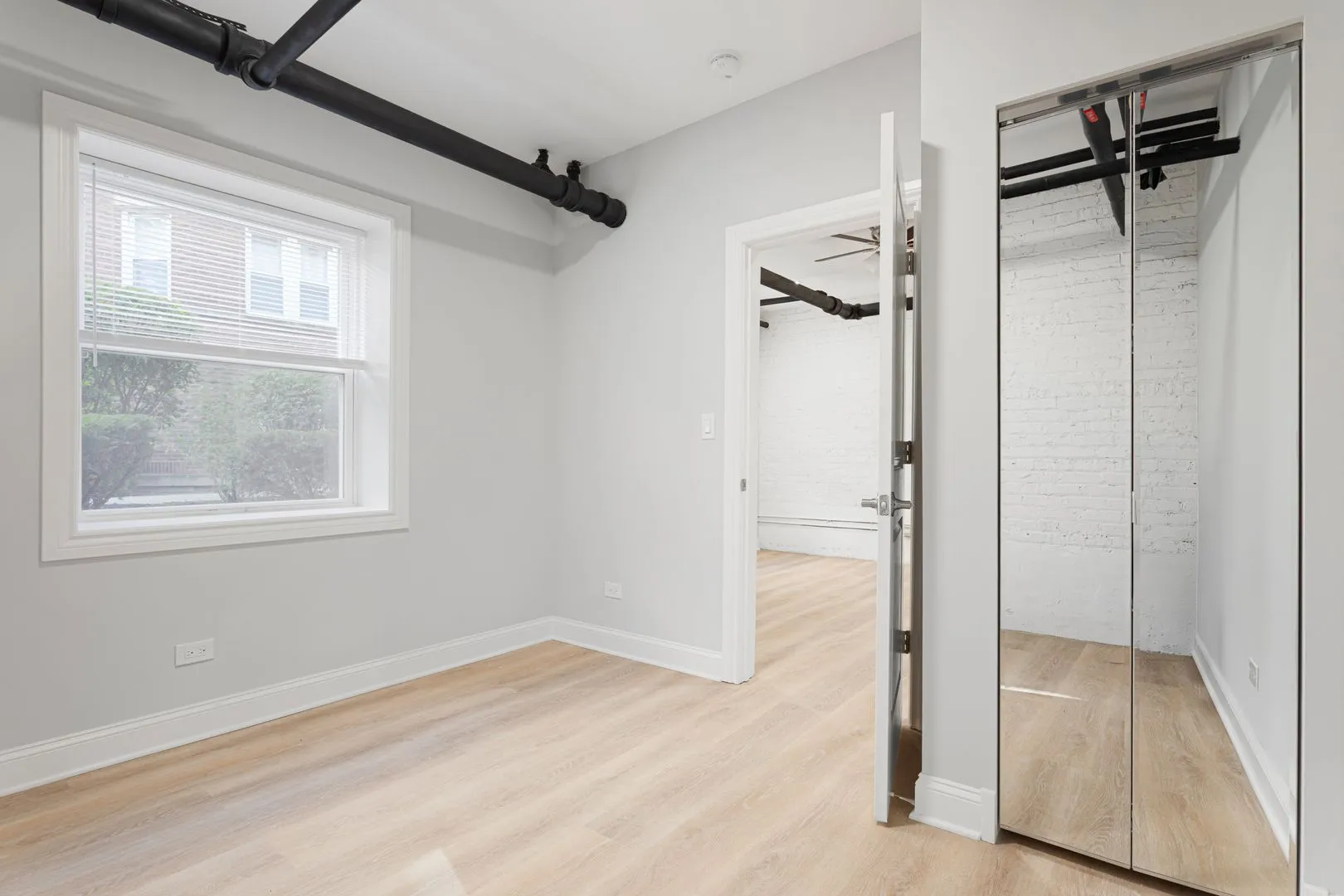 7383 N Damen Ave, ,  60645, USA 60645-unit#G-Chicago-IL