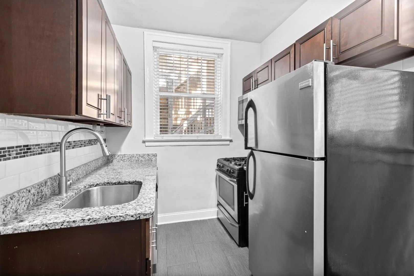 1106 W Glenlake Ave, , 60660, USA 60660-unit#1ST FLOOR-Chicago-IL