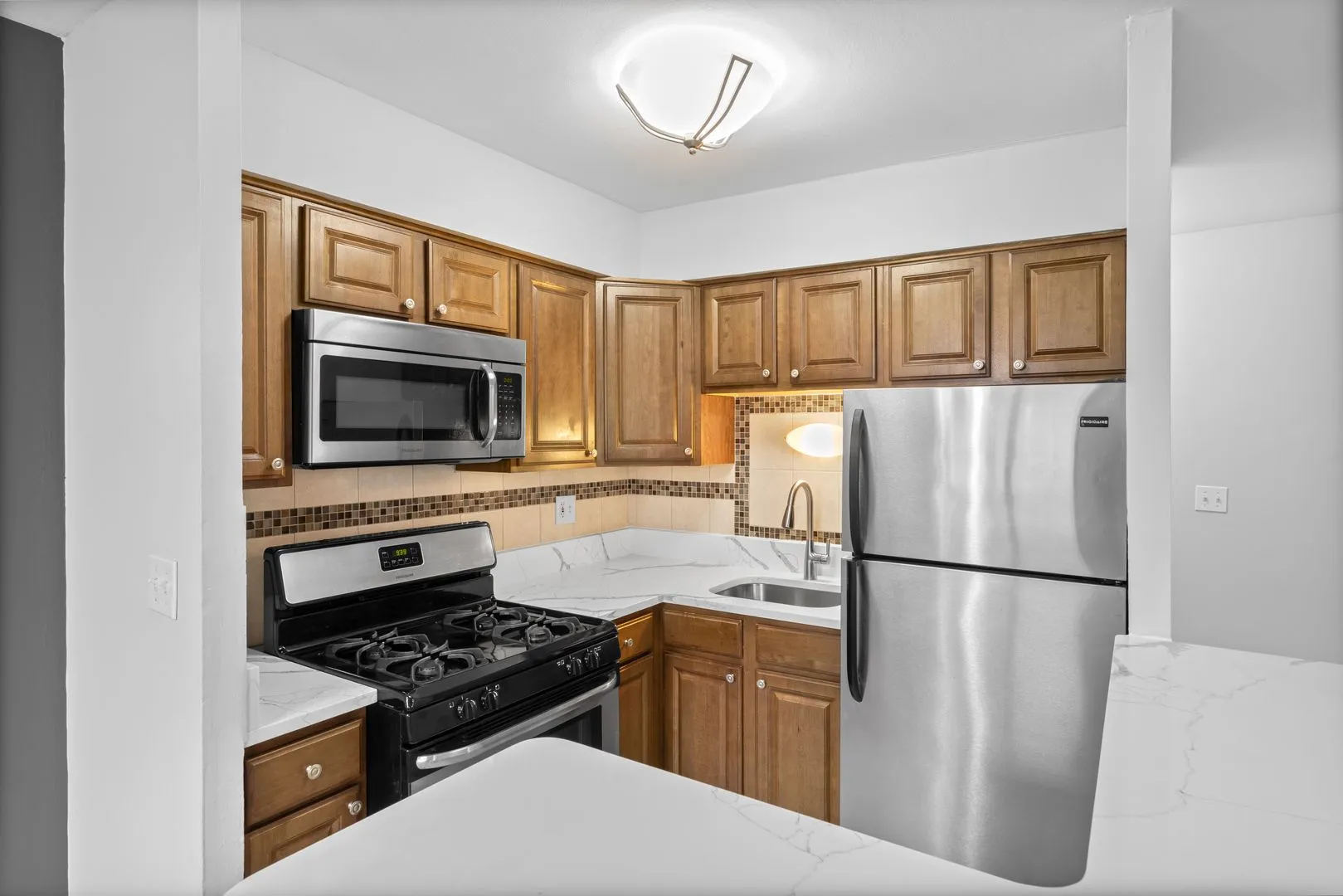 6758 N Sheridan Rd, , 60626, USA 60626-unit#530-Chicago-IL