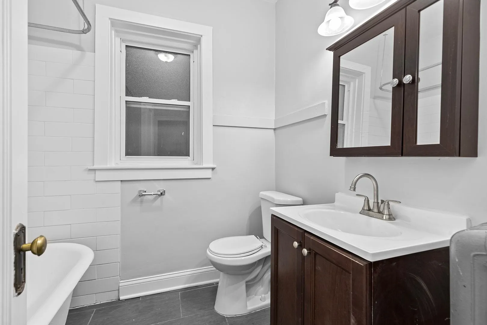 6118 N Winthrop Ave, , 60660, USA 60660-unit#2E-Chicago-IL