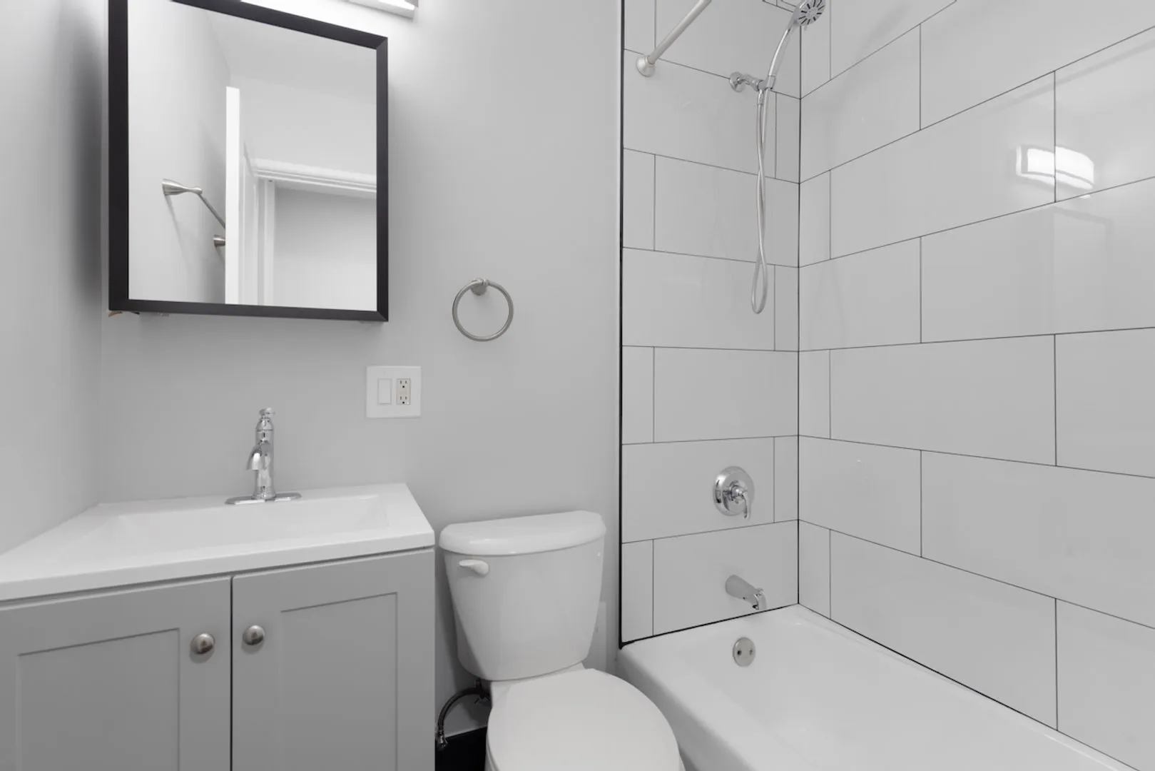 6758 N Sheridan Rd, ,  60626, USA 60626-unit#338-Chicago-IL