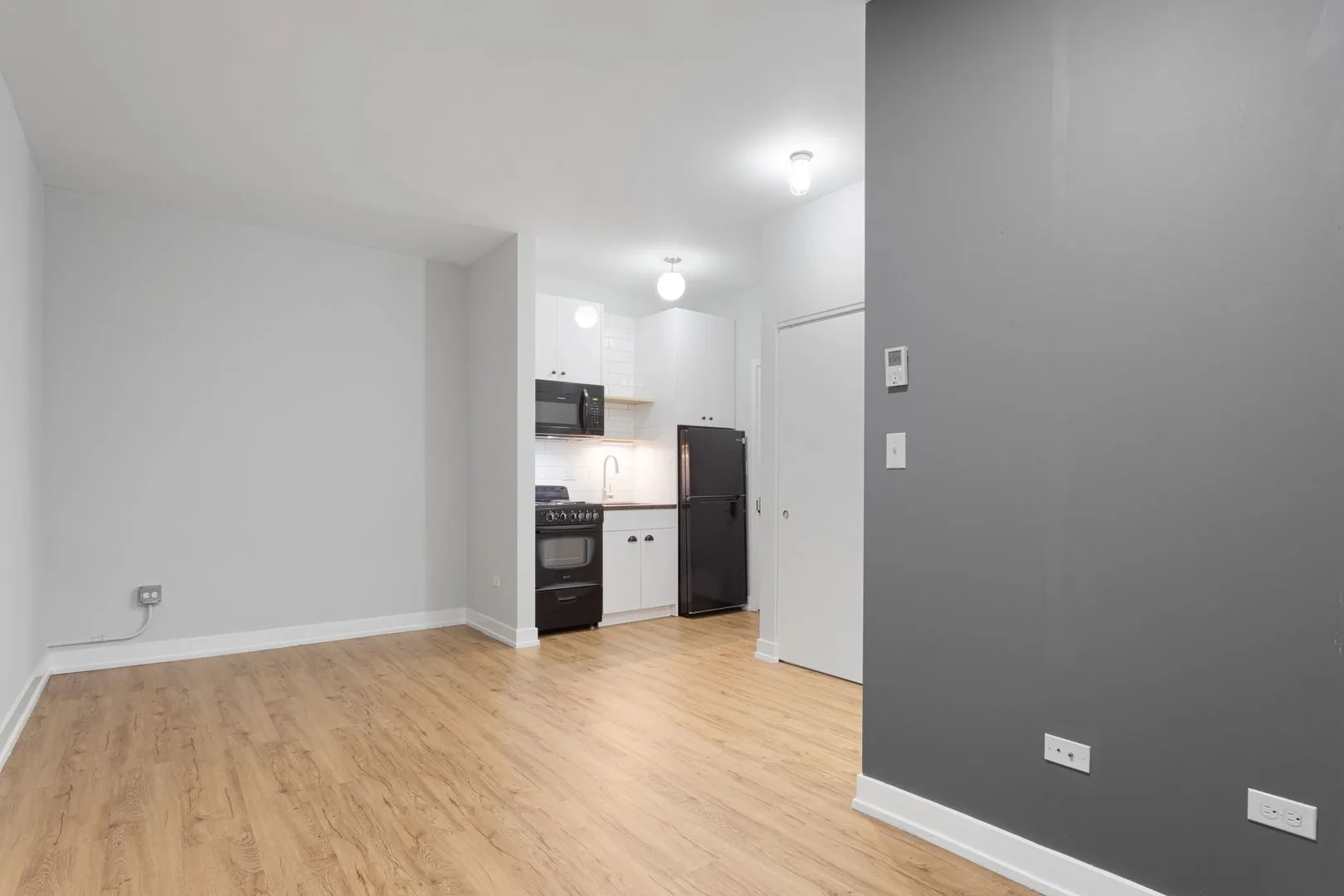 6019 N Winthrop Ave, ,  60660, USA 60660-unit#104-Chicago-IL
