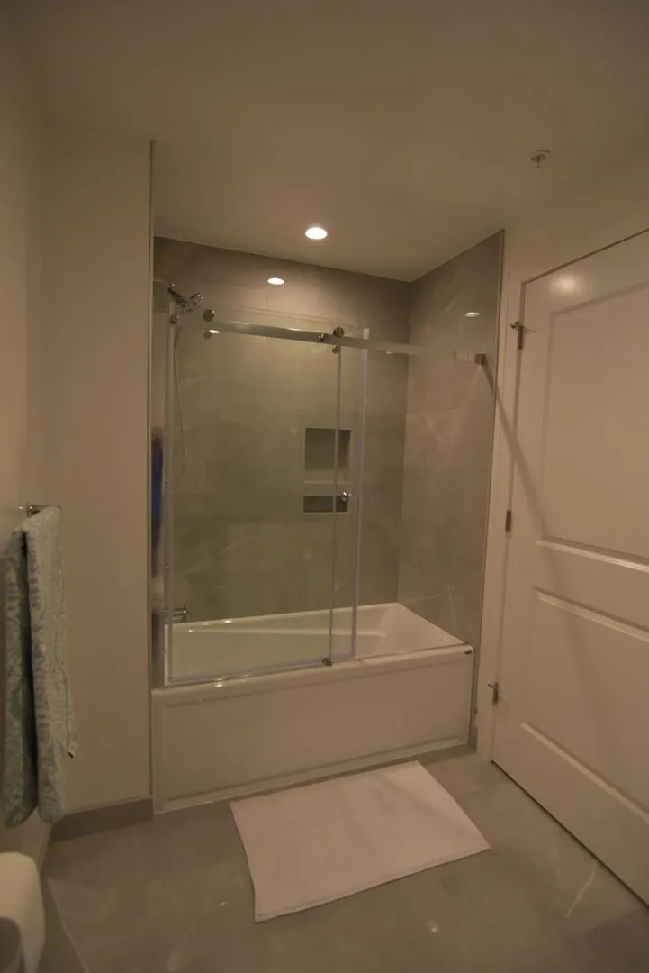 N Broadway, , , USA IL-unit#3833-613-Chicago-IL