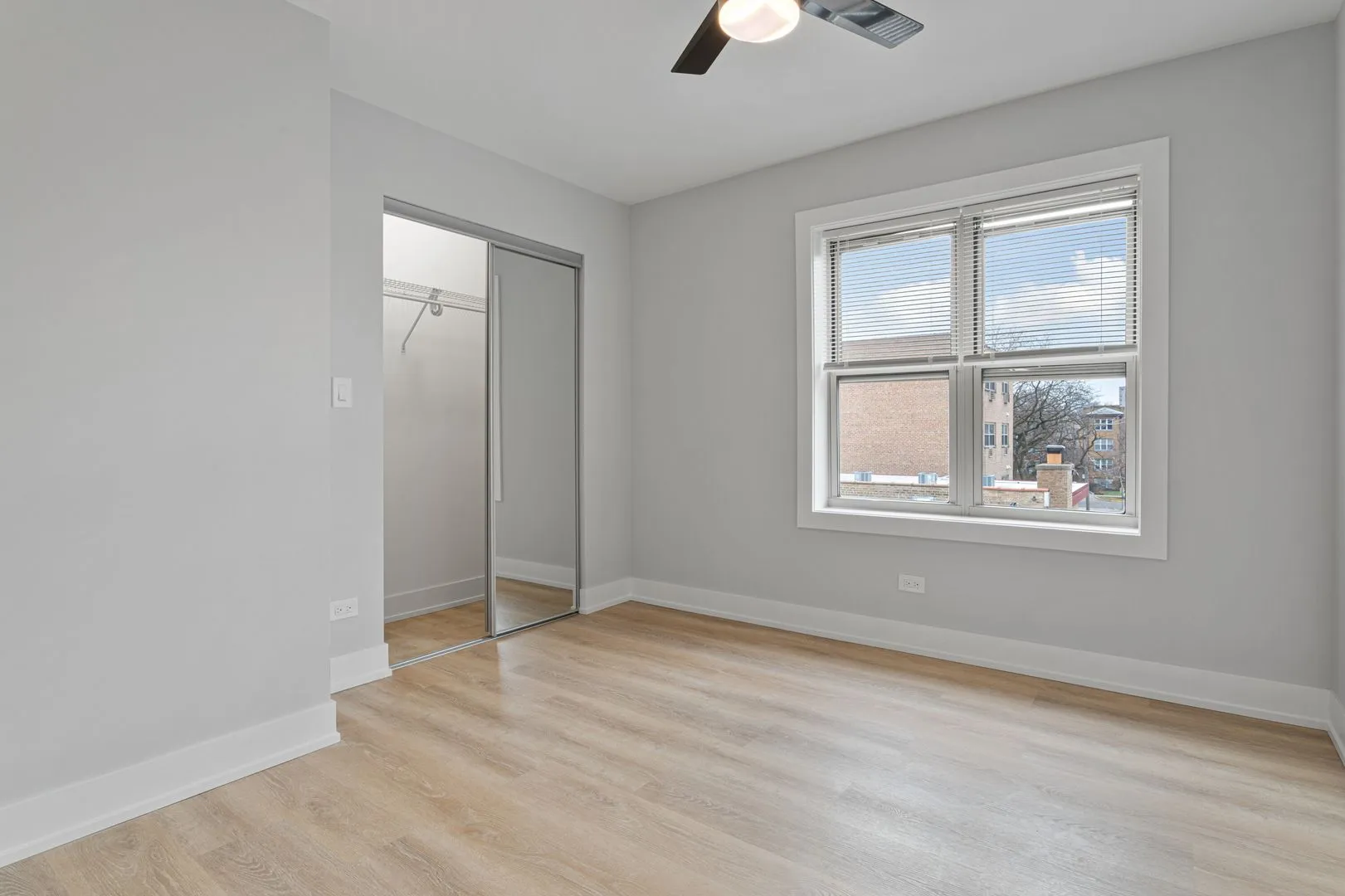 1303 W Estes Ave, ,  60626, USA 60626-unit#4W-Chicago-IL