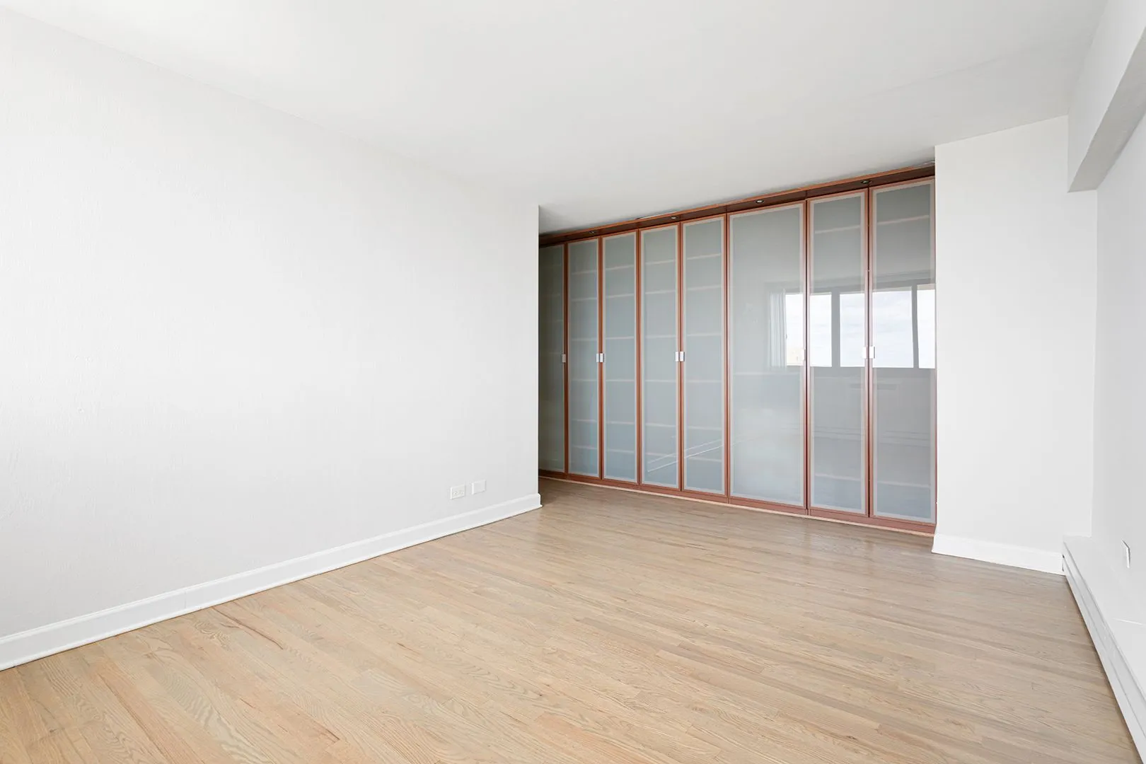 6166 N Sheridan Rd, , 60660, USA 60660-unit#24C-Chicago-IL