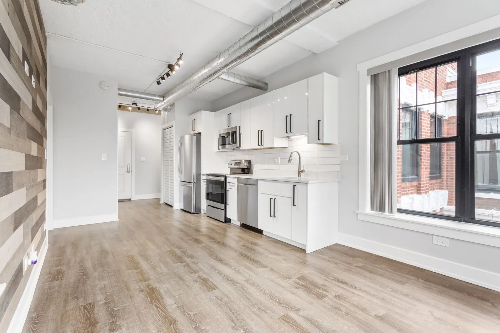 7645 N Sheridan Rd, , 60626, USA 60626-unit#316-Chicago-IL