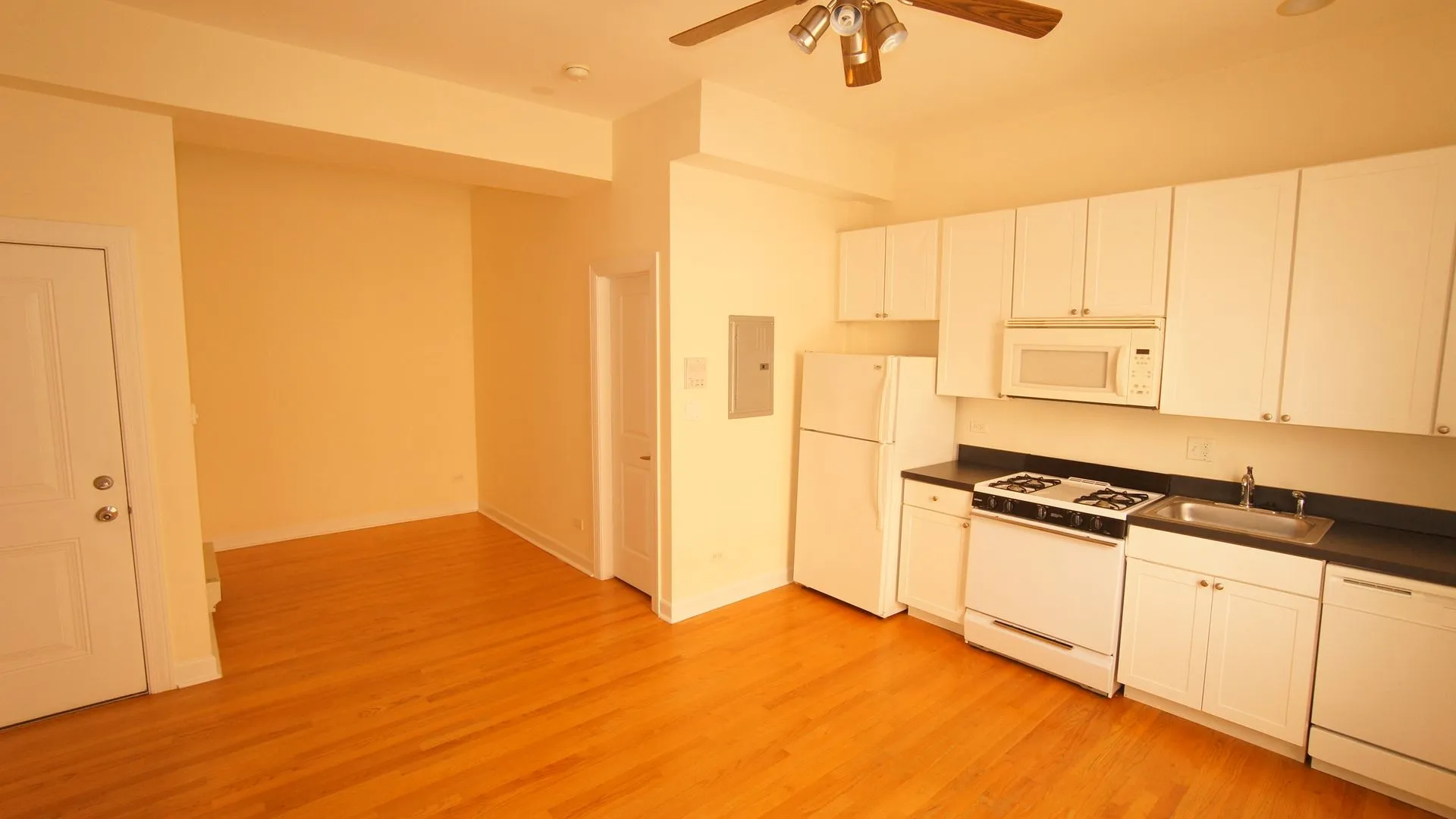 4715 N Sheridan Rd, , 60640, USA 60640-unit#13N-Chicago-IL