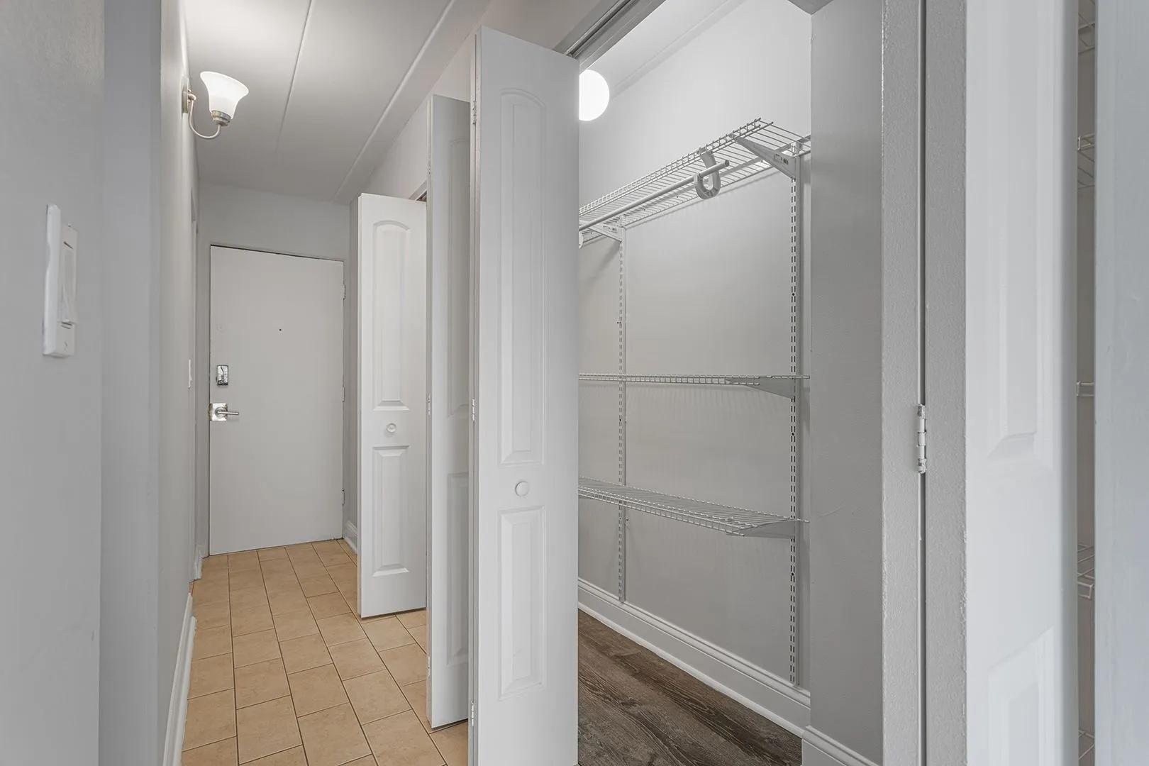6012 N Kenmore Ave, , 60660, USA 60660-unit#2E-Chicago-IL