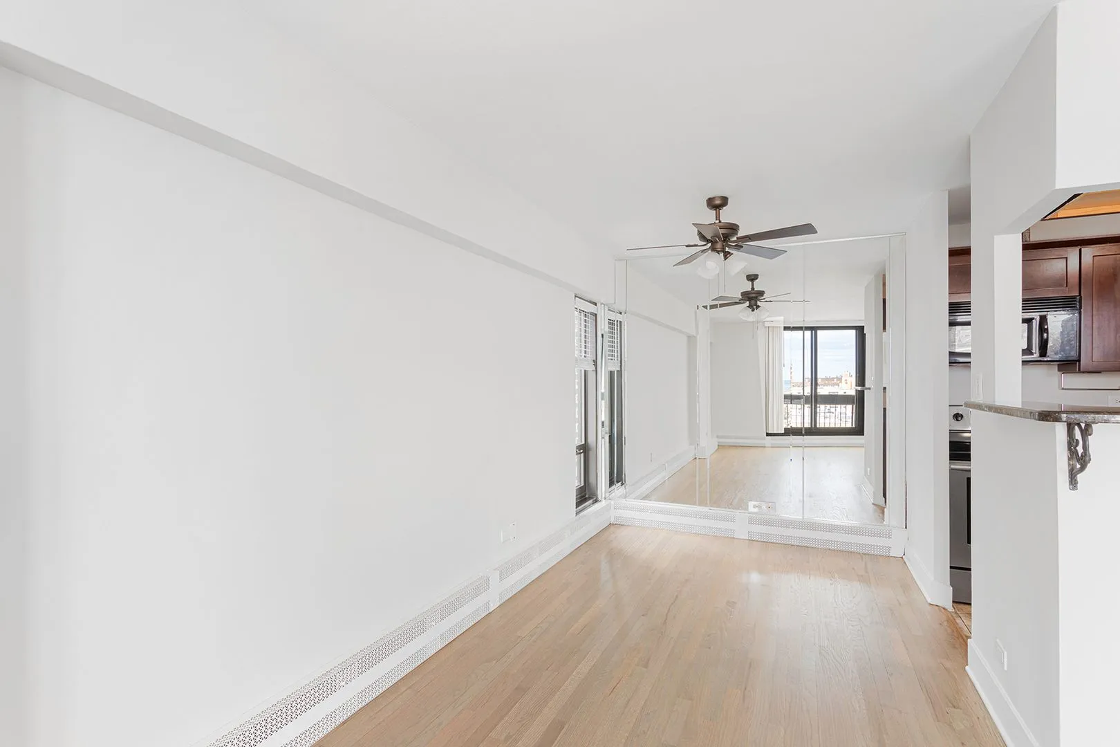 6166 N Sheridan Rd, , 60660, USA 60660-unit#10E-Chicago-IL