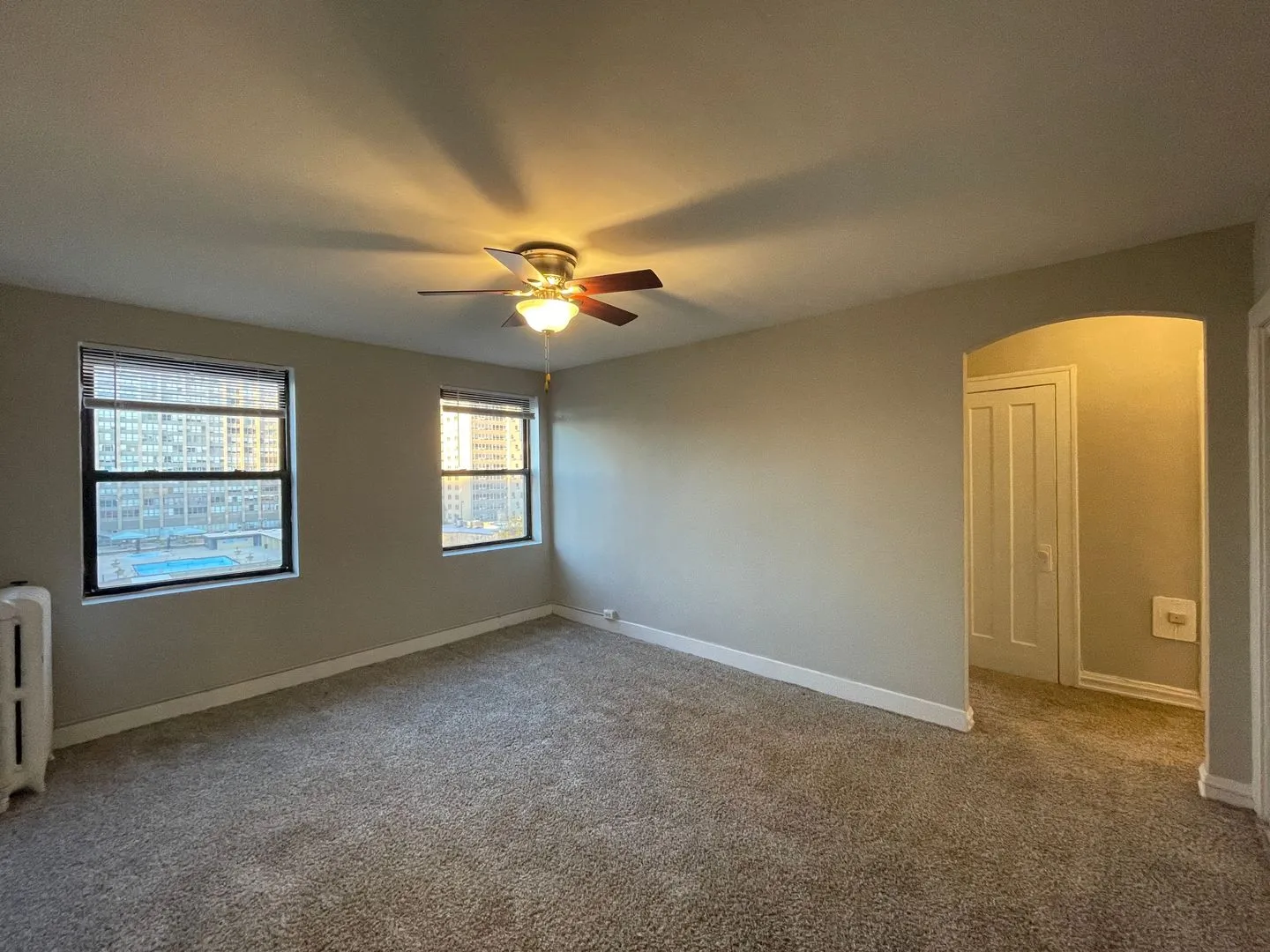 661 W Sheridan Rd, ,  60613, USA 60613-unit#410-Chicago-IL