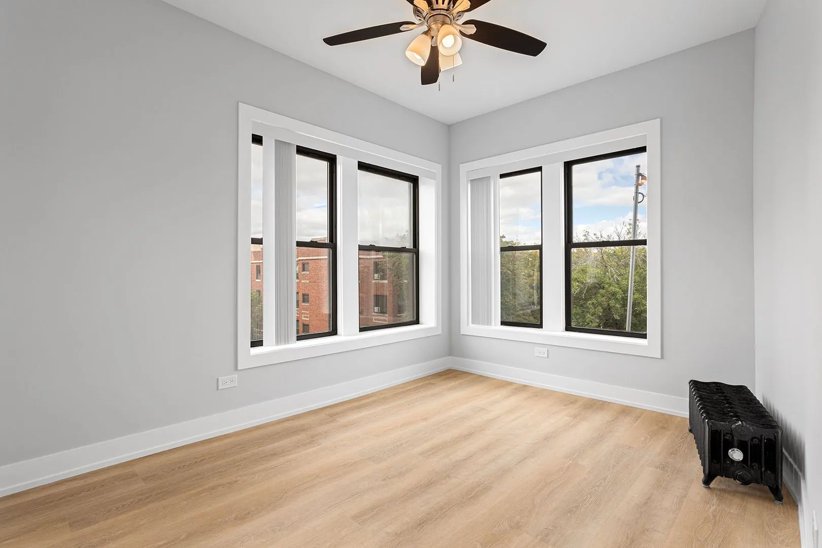 1655 W Jonquil Terrace, ,  60626, USA 60626-unit#35-Chicago-IL