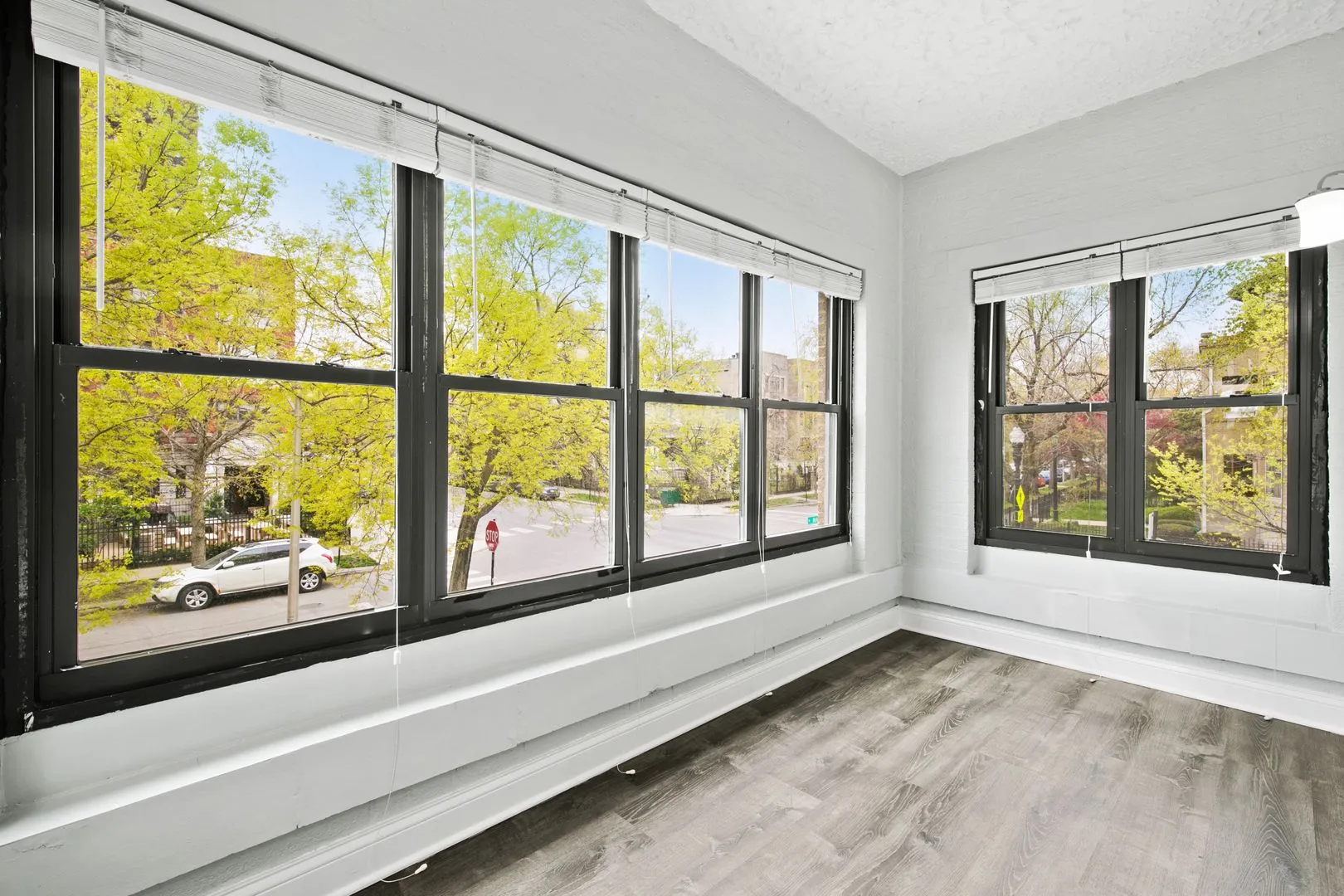 4555 Malden St, ,  60640, USA 60640-unit#205-Chicago-IL