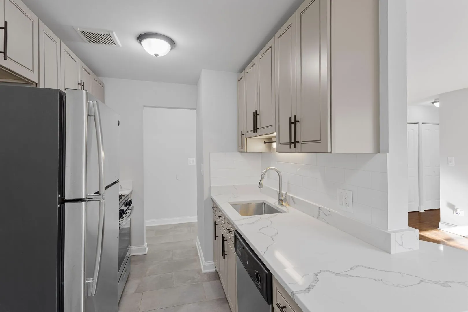 6201 N Kenmore Ave, ,  60660, USA 60660-unit#503-Chicago-IL