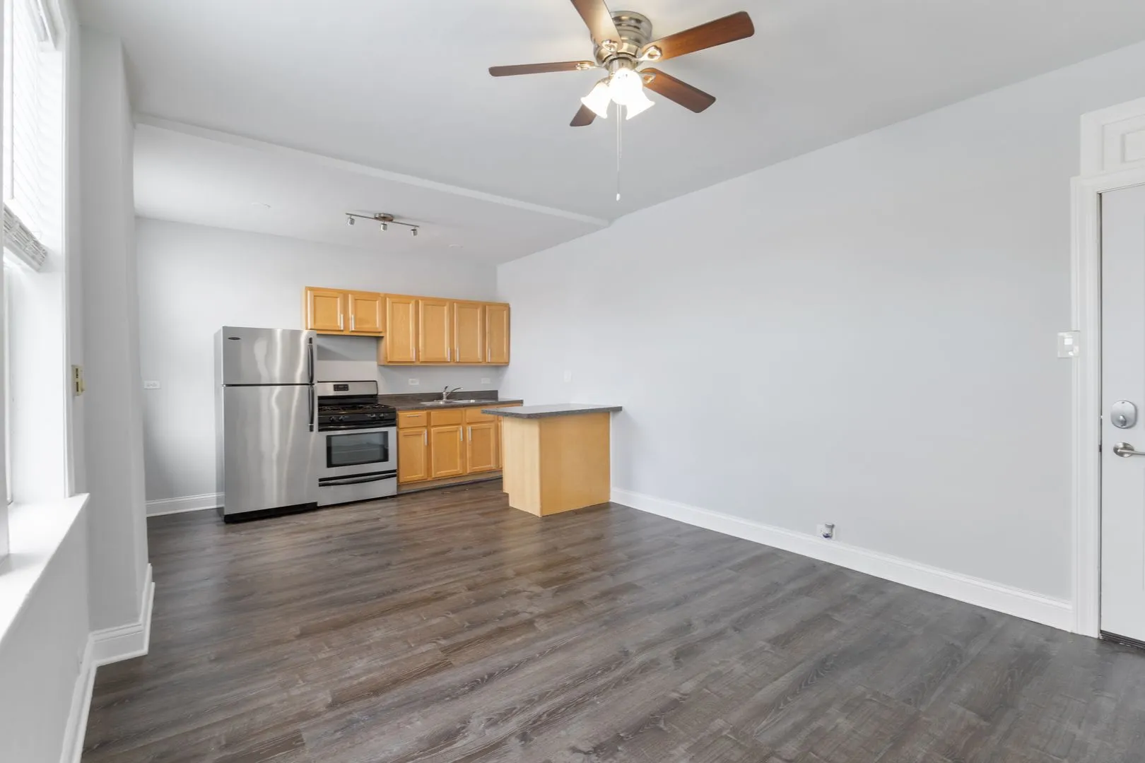 5860 N Kenmore Ave, , 60660, USA 60660-unit#405-Chicago-IL