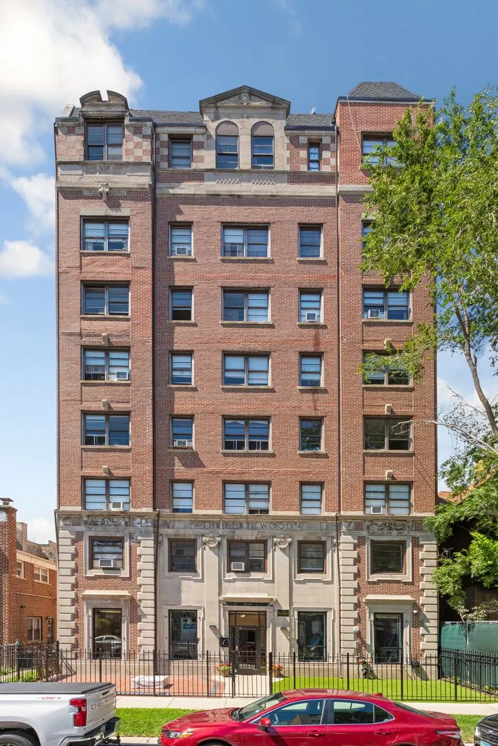 6026 N Winthrop Ave, ,  60660, USA 60660-unit#2F-Chicago-IL