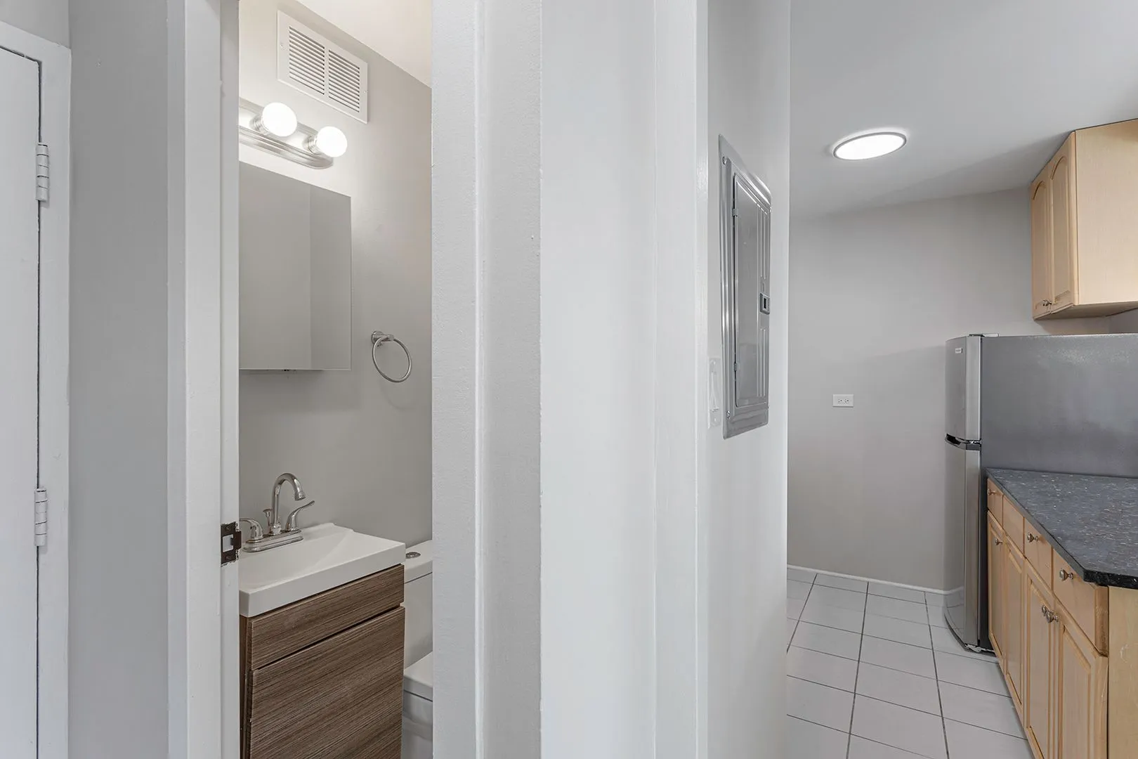 6166 N Sheridan Rd, , 60660, USA 60660-unit#26H-Chicago-IL