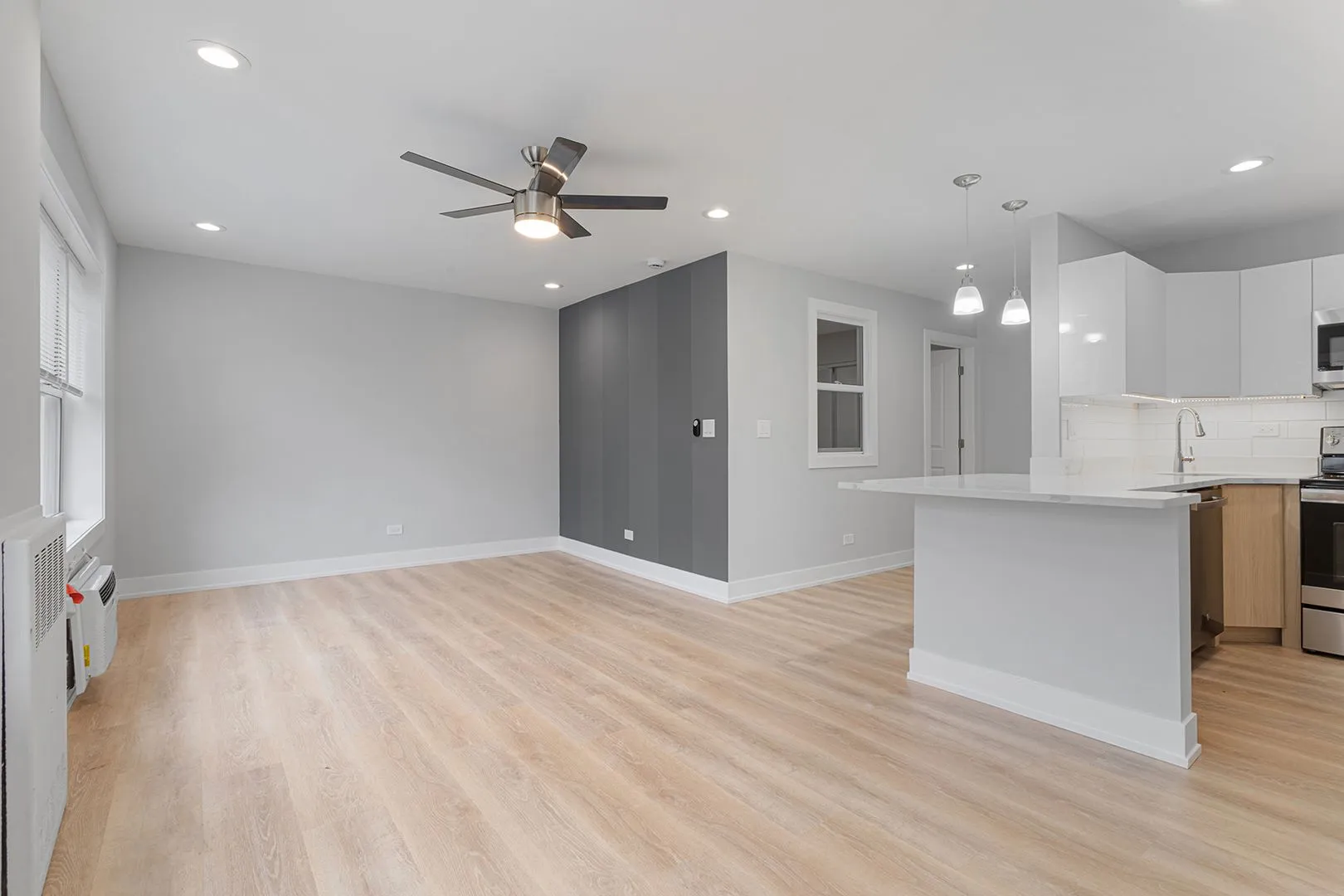 7070 N Sheridan Rd, ,  60626, USA 60626-unit#3S-Chicago-IL