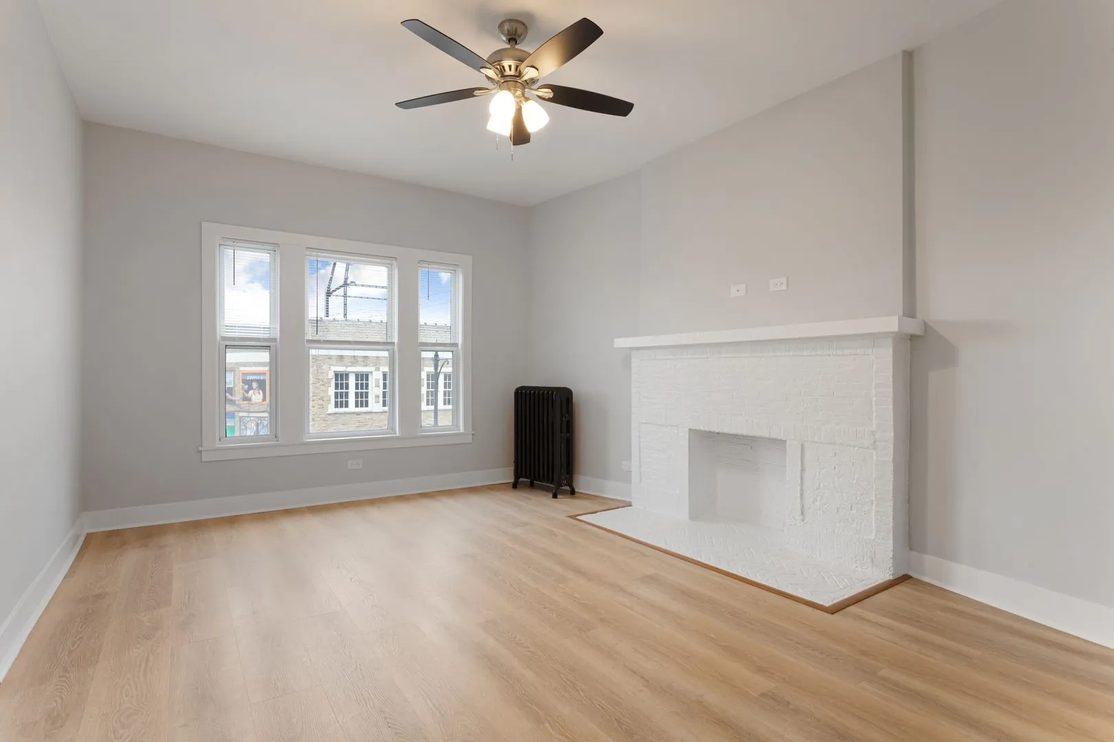 7600 N Sheridan Rd, ,  60626, USA 60626-unit#308-Chicago-IL