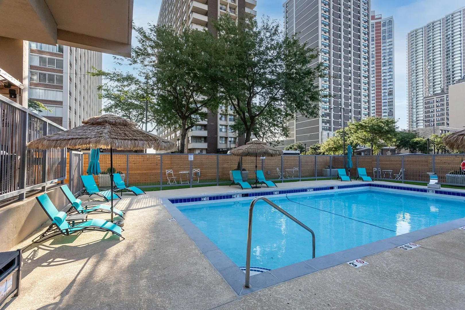 6166 N Sheridan Rd, ,  60660, USA 60660-unit#18L-Chicago-IL
