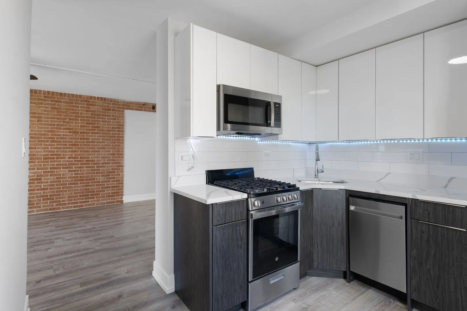 5858 N Sheridan Rd, , 60660, USA 60660-unit#901-Chicago-IL