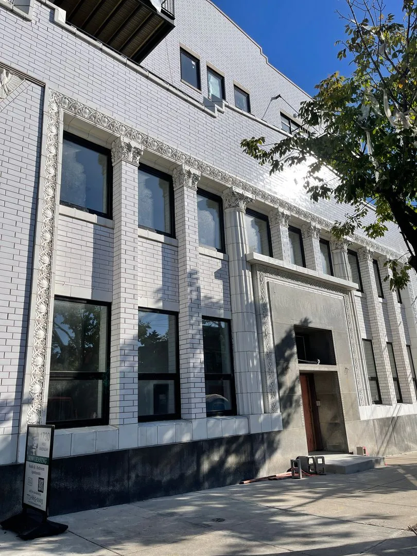 1730 W Greenleaf Ave, ,  60626, USA 60626-unit#1730-204-Chicago-IL