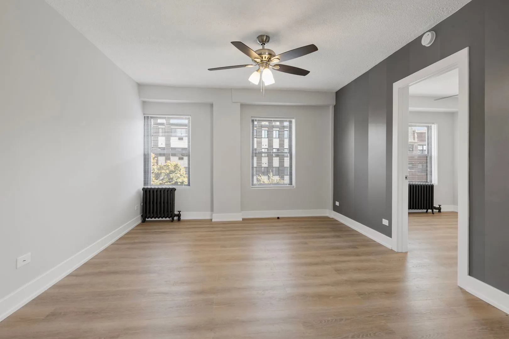 6026 N Winthrop Ave, ,  60660, USA 60660-unit#3F-Chicago-IL