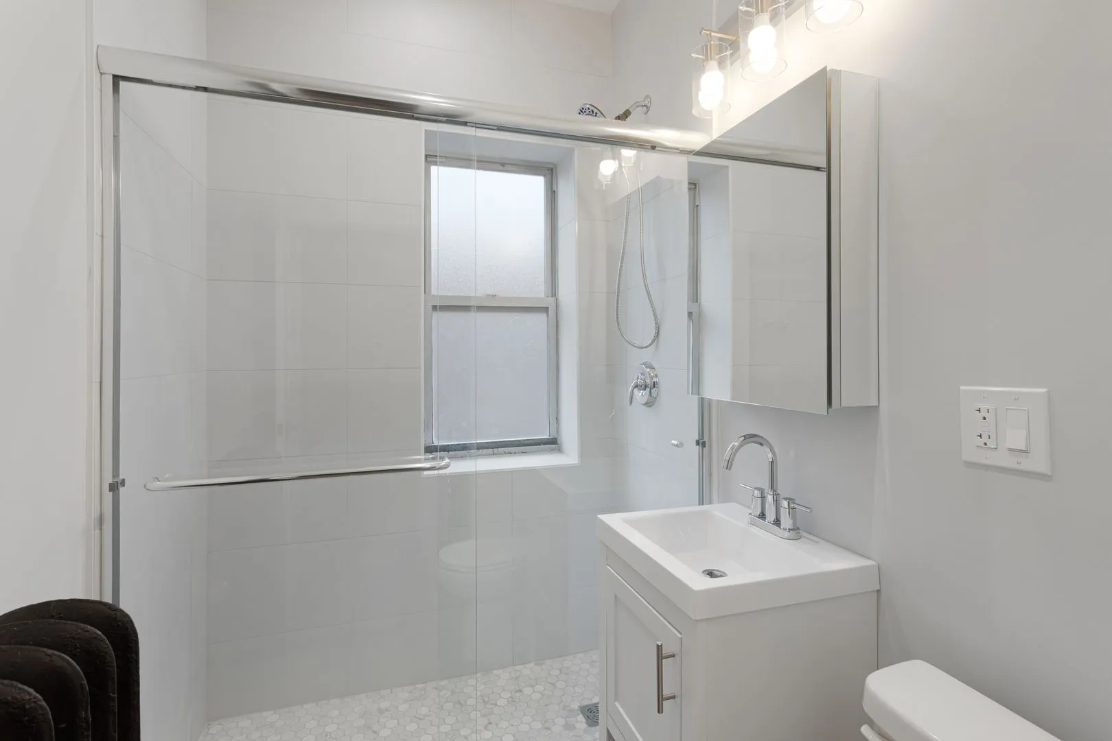 1655 W Jonquil Terrace, ,  60626, USA 60626-unit#32-Chicago-IL