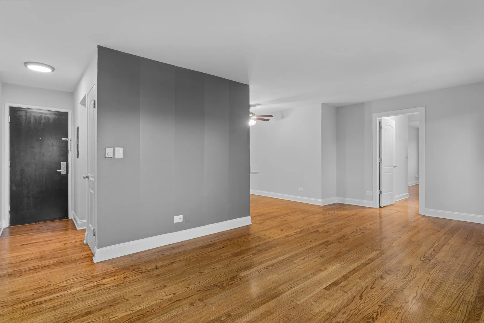 7545 N Winchester Ave, , 60626, USA 60626-unit#303-Chicago-IL