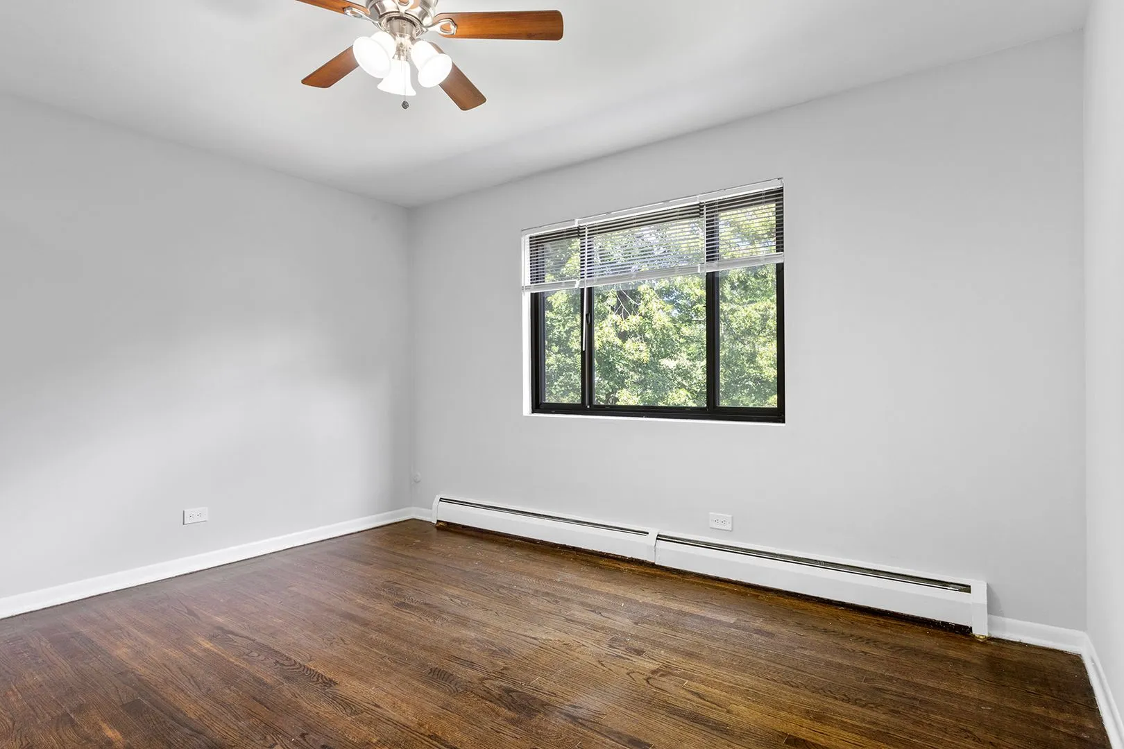 6826 N Ridge Blvd, , 60645, USA 60645-unit#301-Chicago-IL